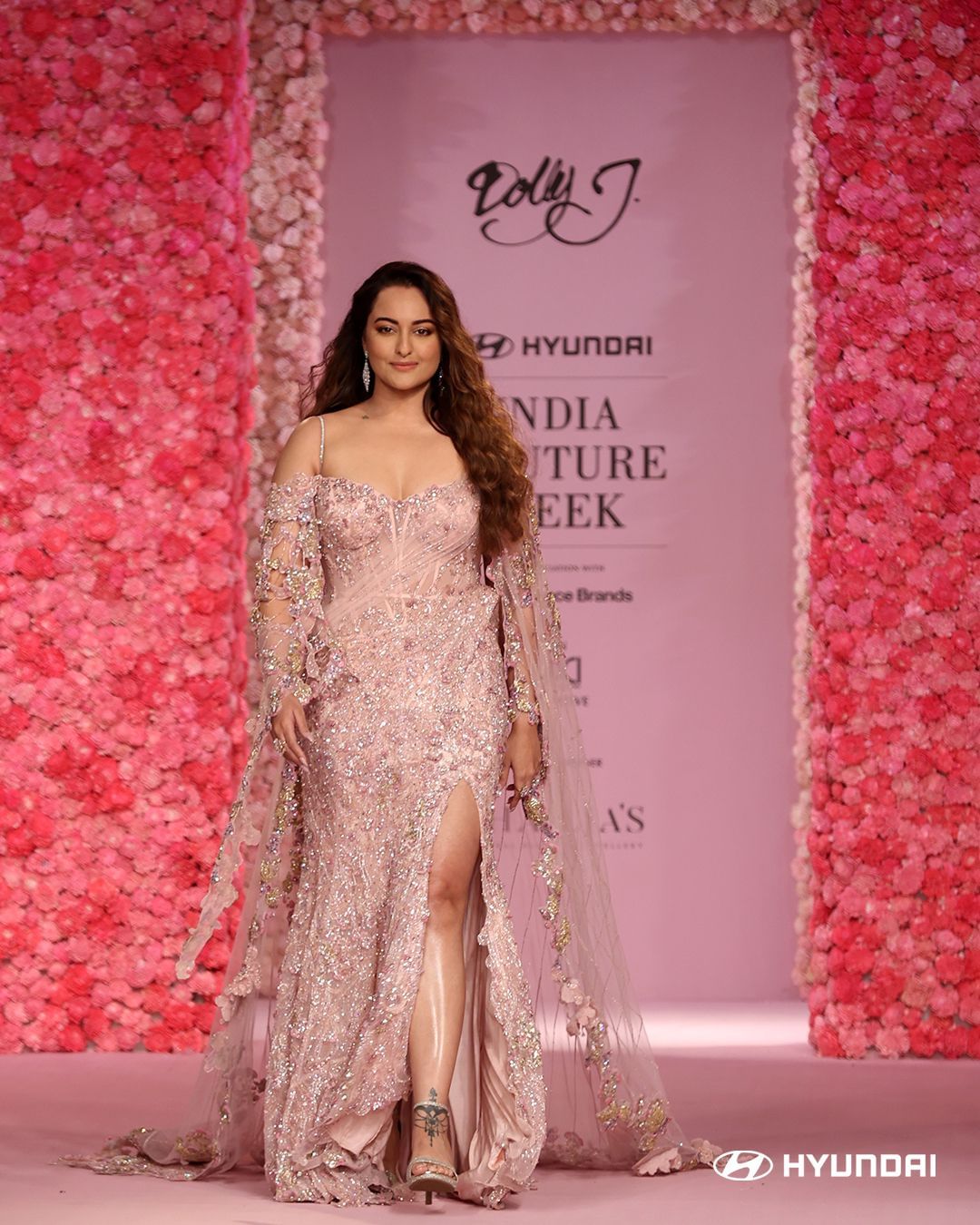 Sonakshi Sinha dazzles in a Pink Gown as she takes the runway for Dolly J at ICW