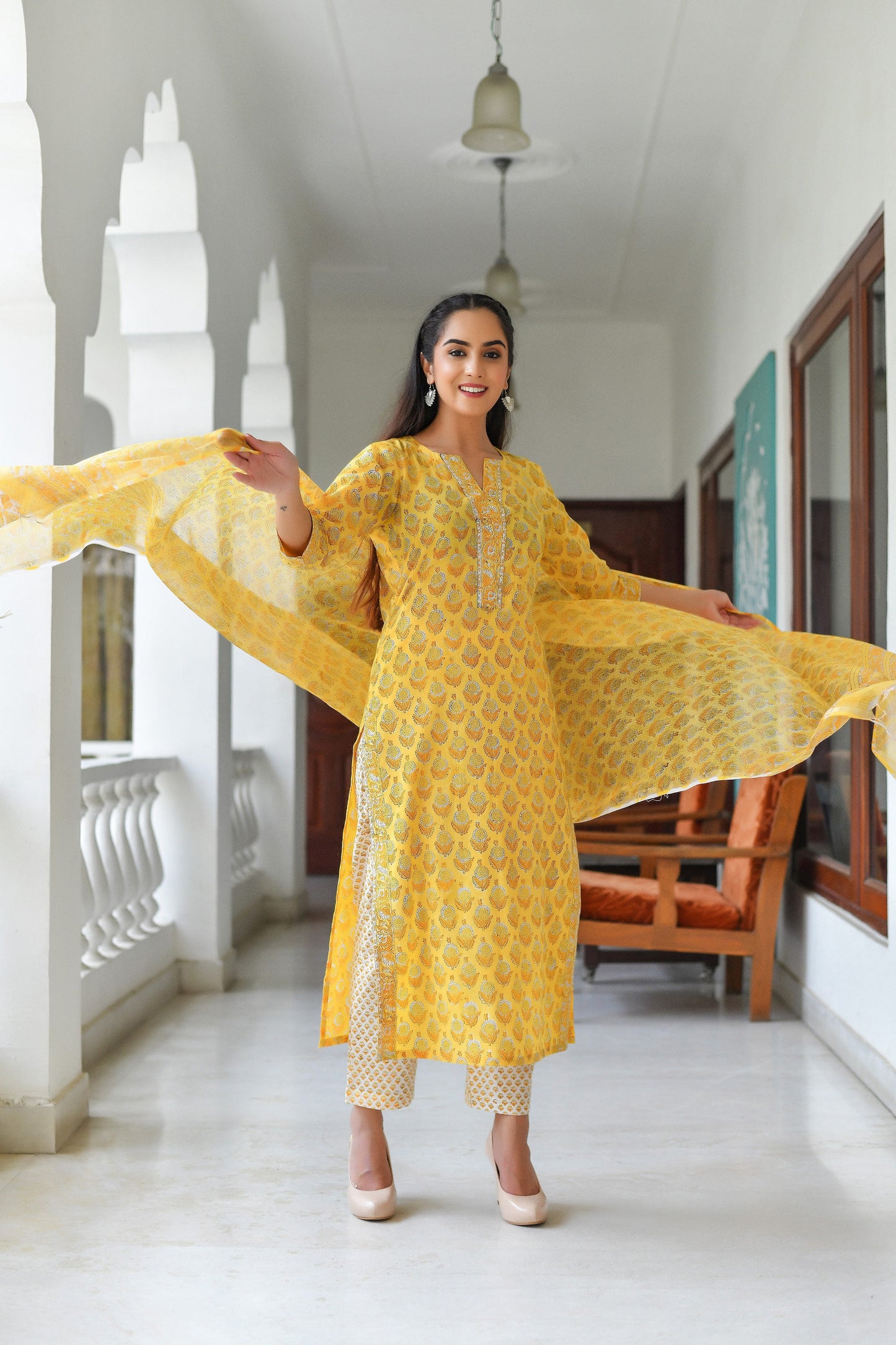 Jiya Women Yellow Printed Viscose Rayon Kurta, Pant And Dupatta Set