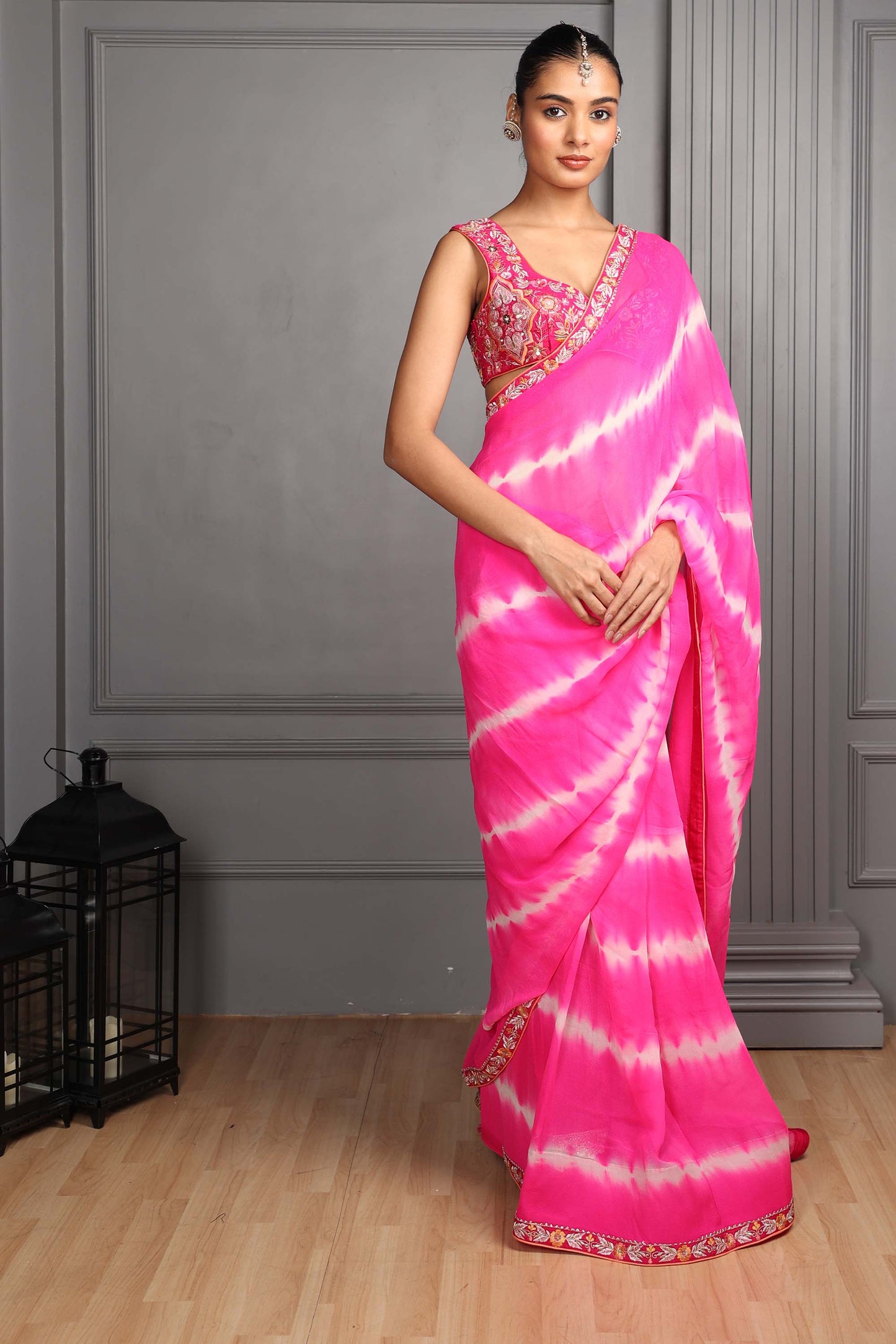 Hastkala Pink Georgette Thread Embroidered saree