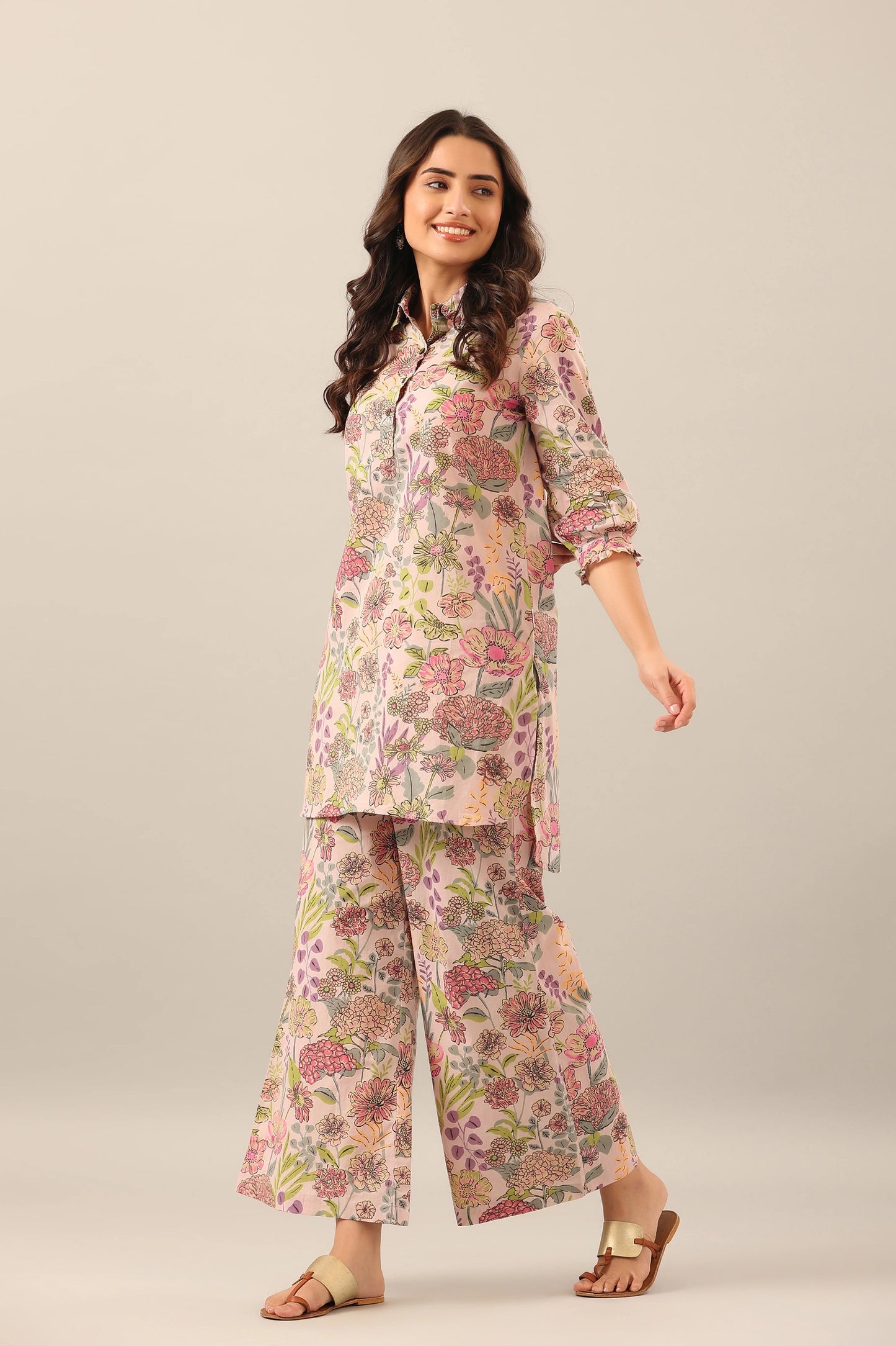 Coord2 White Printed Viscose Rayon Kurta And Pant Set