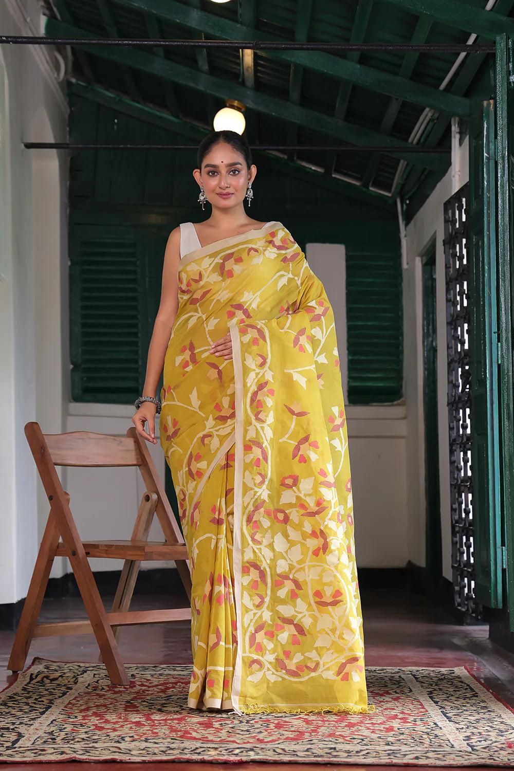 Handloom Amber Yellow Pure Cotton Jamdani Saree with Floral Motifs