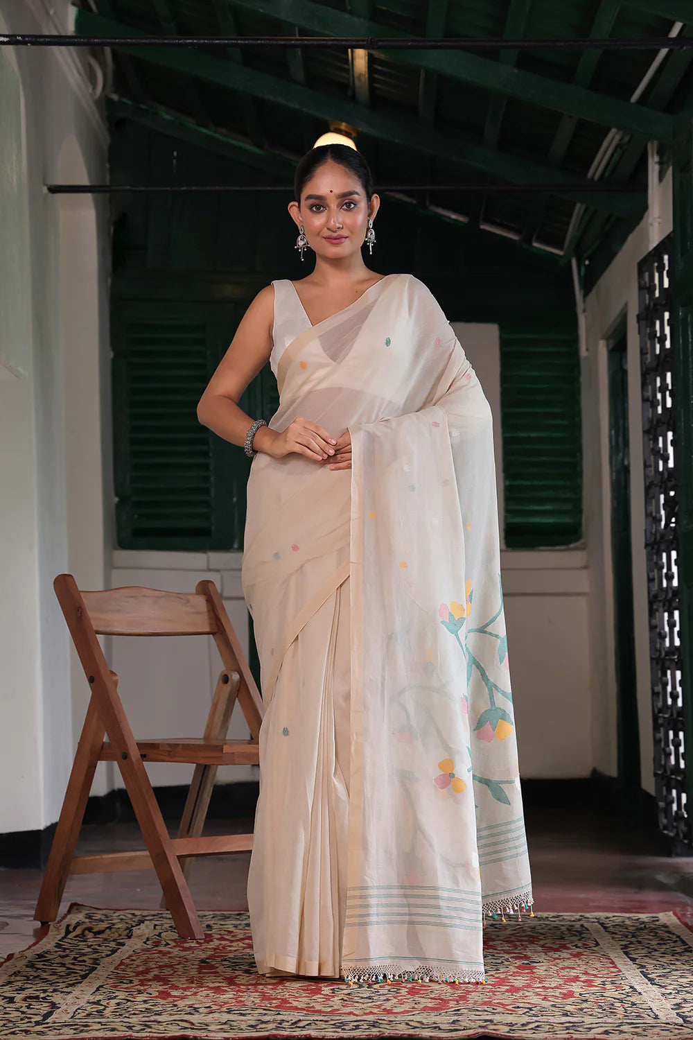 Handloom Light Beige Soft Cotton Jamdani Saree