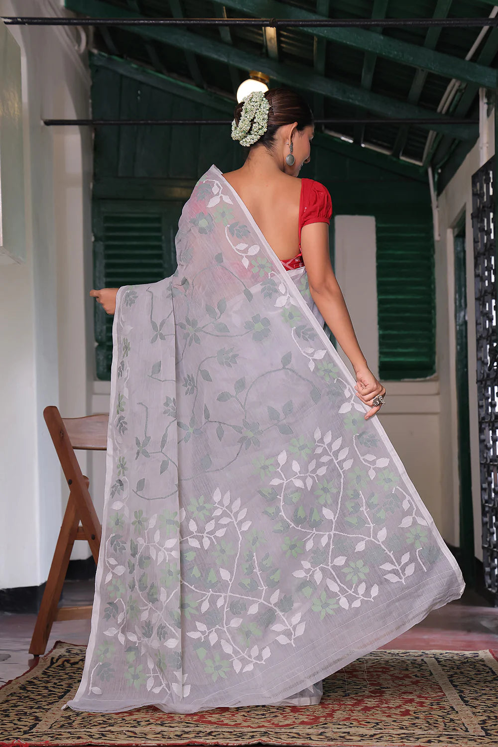 Handloom Grey Pure Cotton Jamdani Saree with Green & White Floral Motifs