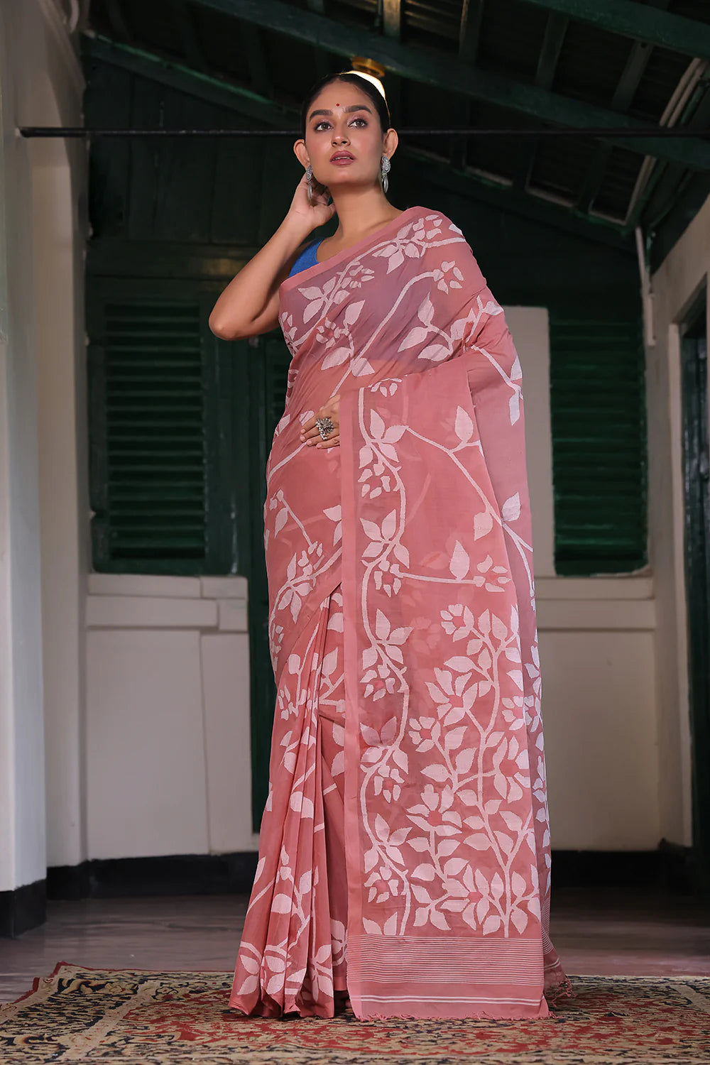 Handloom Mulberry Pink Pure Cotton Jamdani Saree  with Floral Motifs