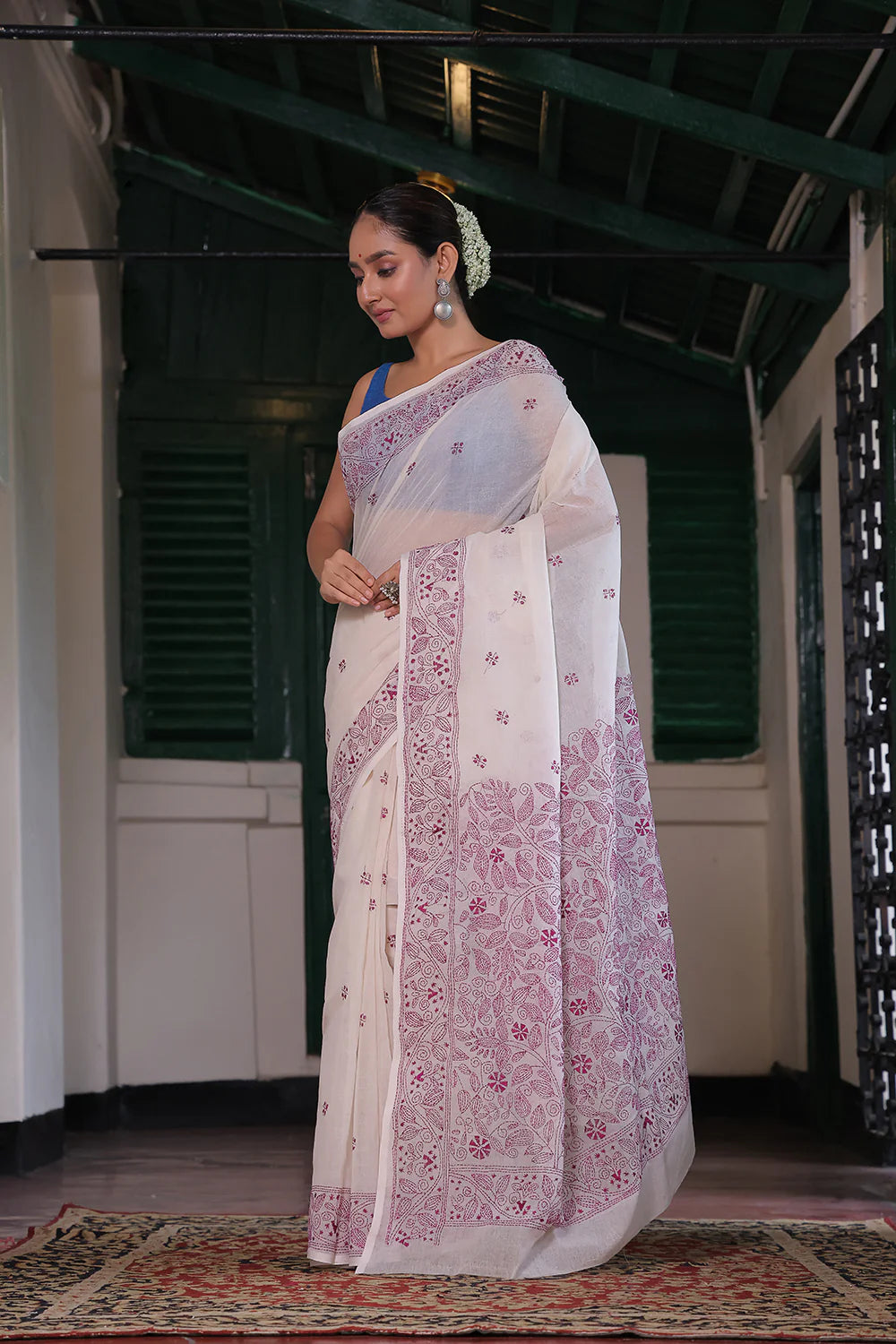 Handloom White Pure Cotton Wine Floral Kantha Saree