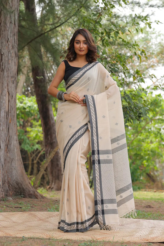 Handloom Cream Soft Cotton Saree With Dark Grey Border