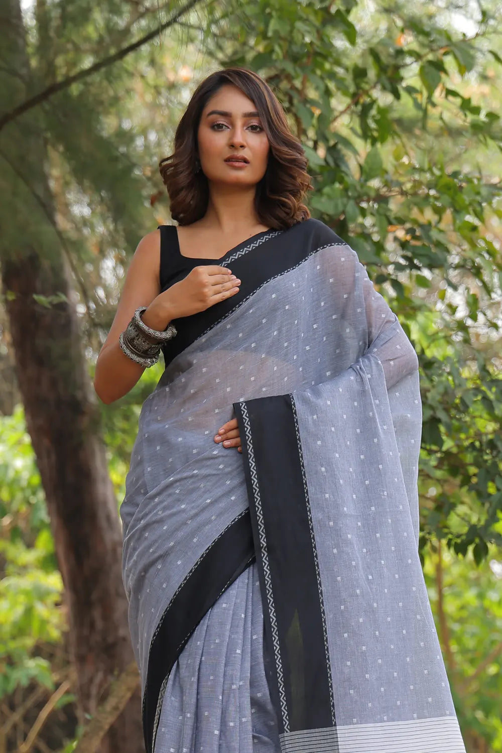 Handloom Grey Soft Cotton Saree With Black Border