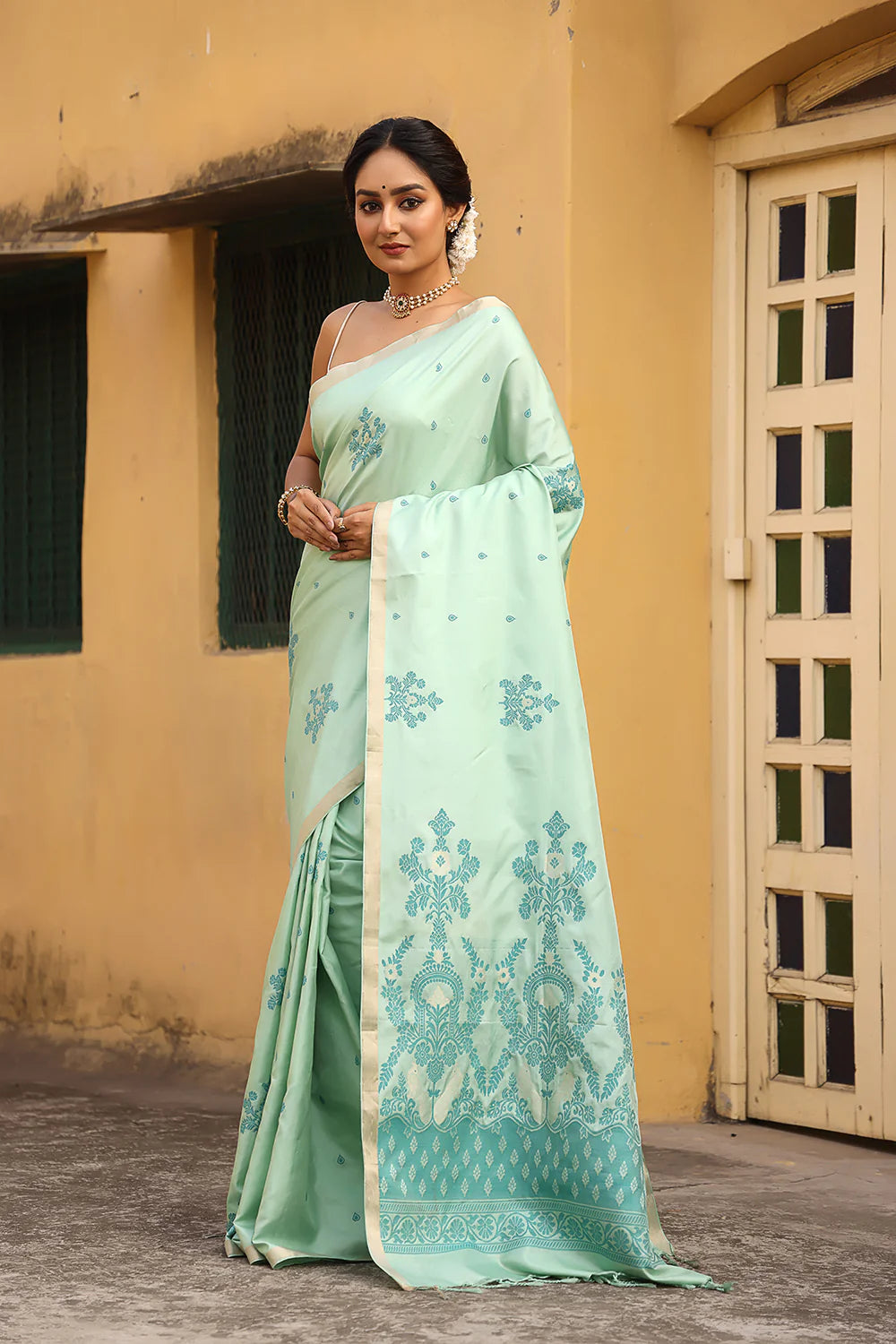 Handloom Mint Green Pure Silk Kanchi Contemporary Saree With Peacock Motifs