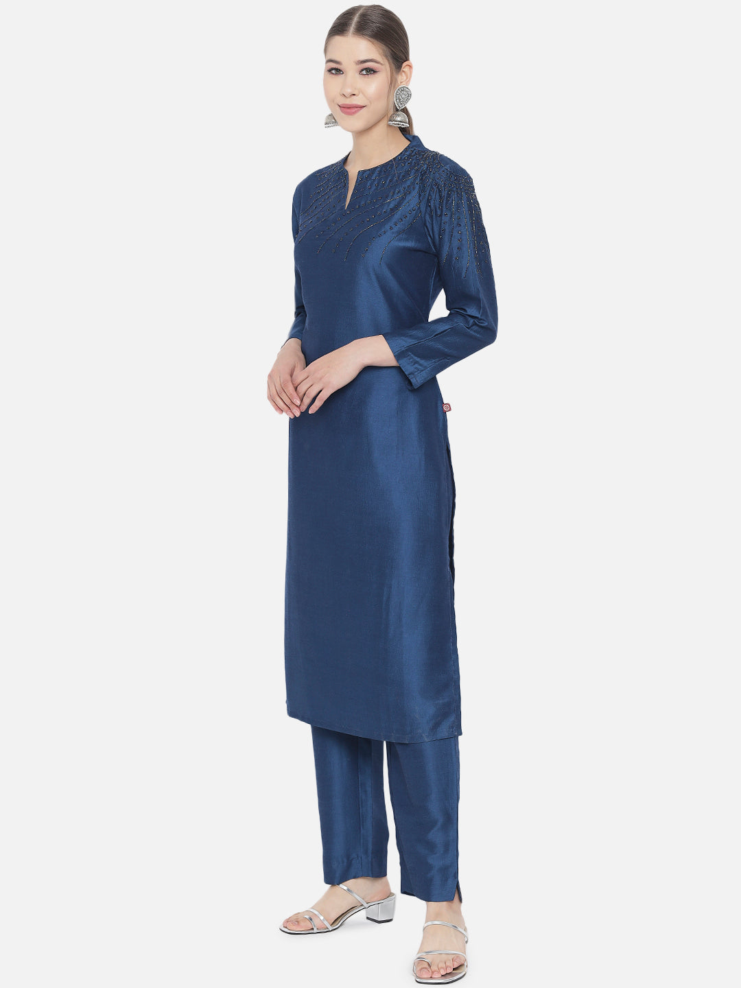 Blue Embellished Silk Blend Straight Kurta Set