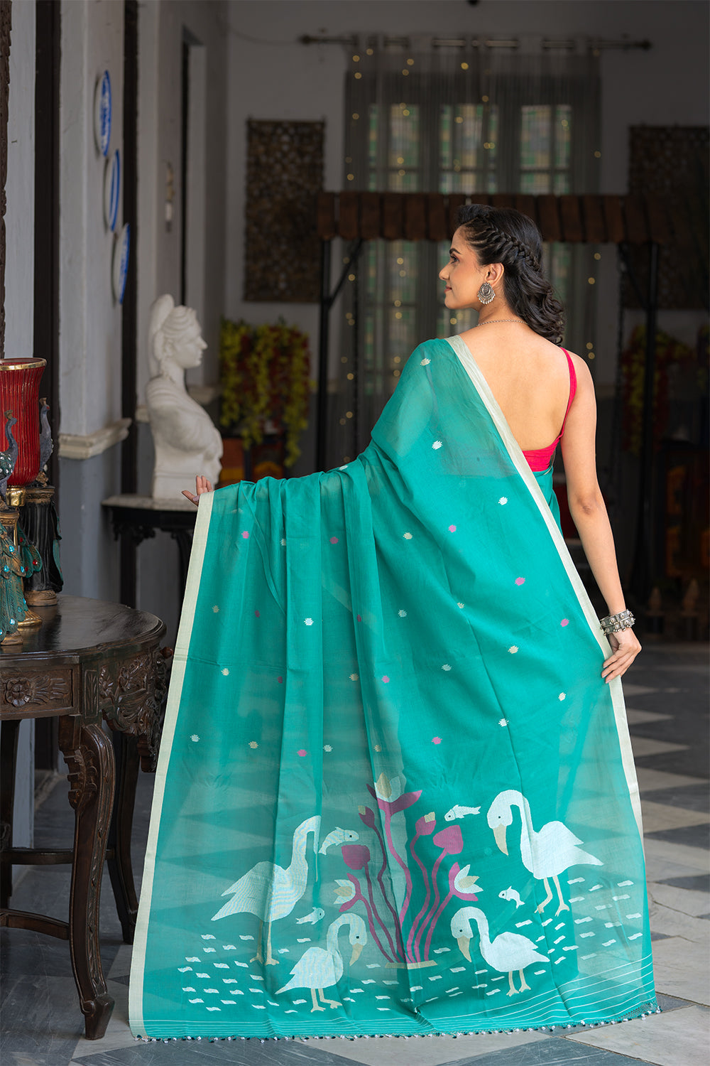 Handloom Green Soft Cotton Bird Motifs Jamdani Saree