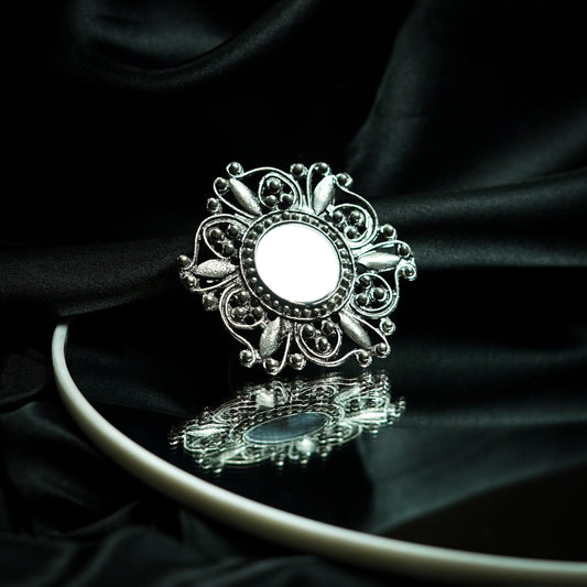 Maya Bloom Adjustable Oxidised Ring