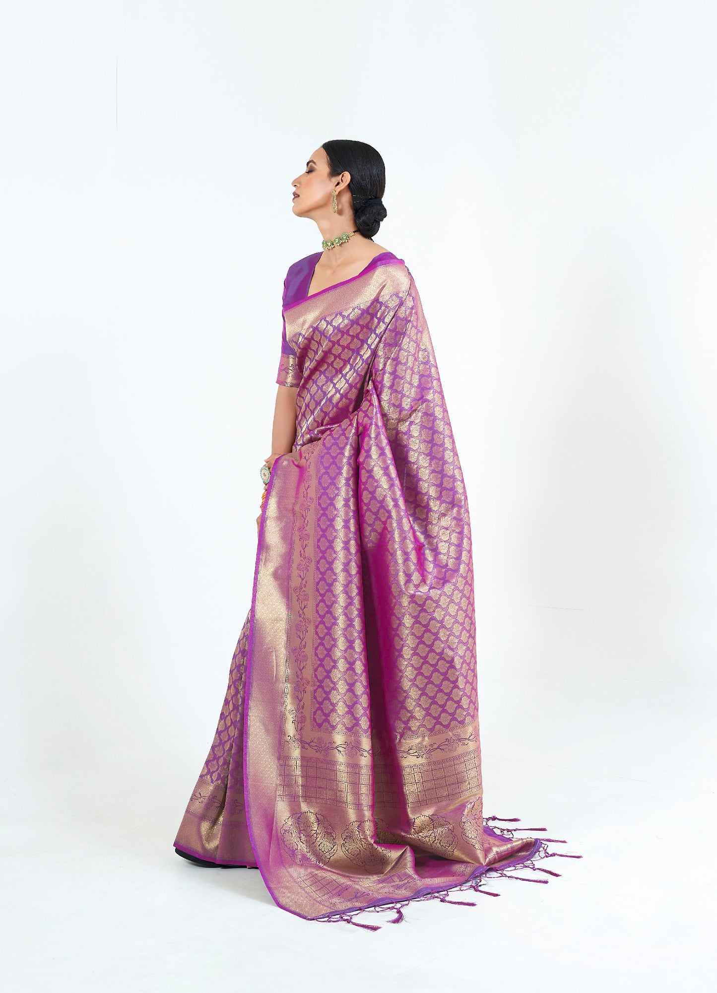 Purple Kumbhi Silk Handloom saree