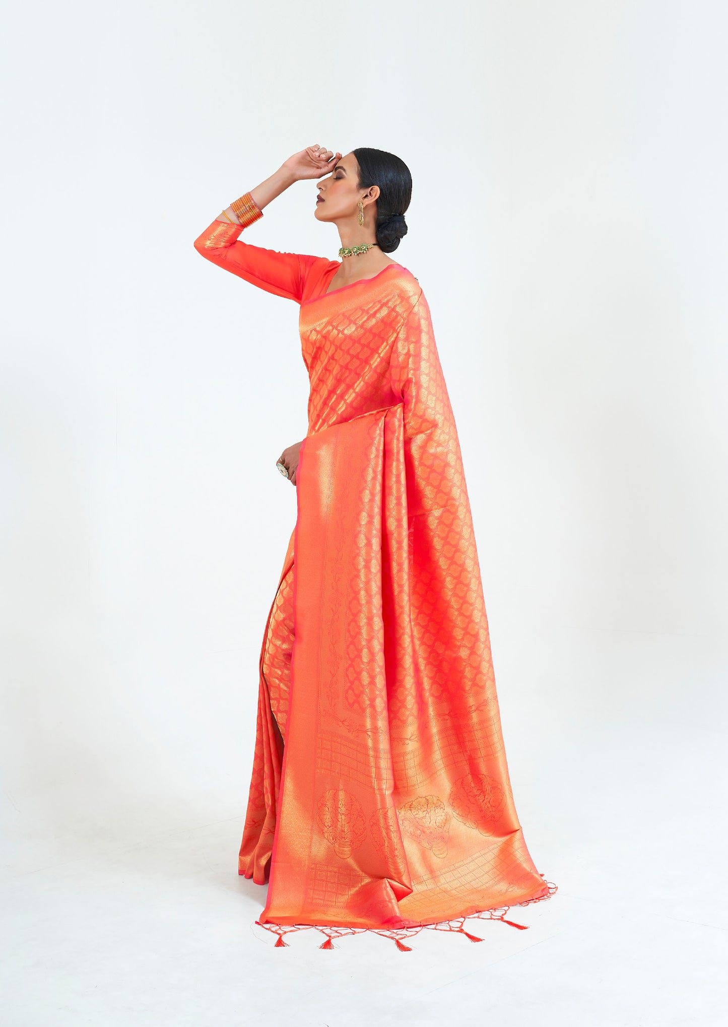 Coral Kumbhi Silk Handloom saree