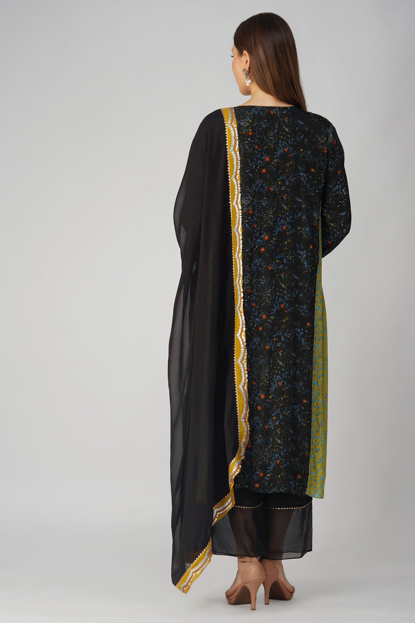 Black Small Leaf Print Panelled Kurta Set