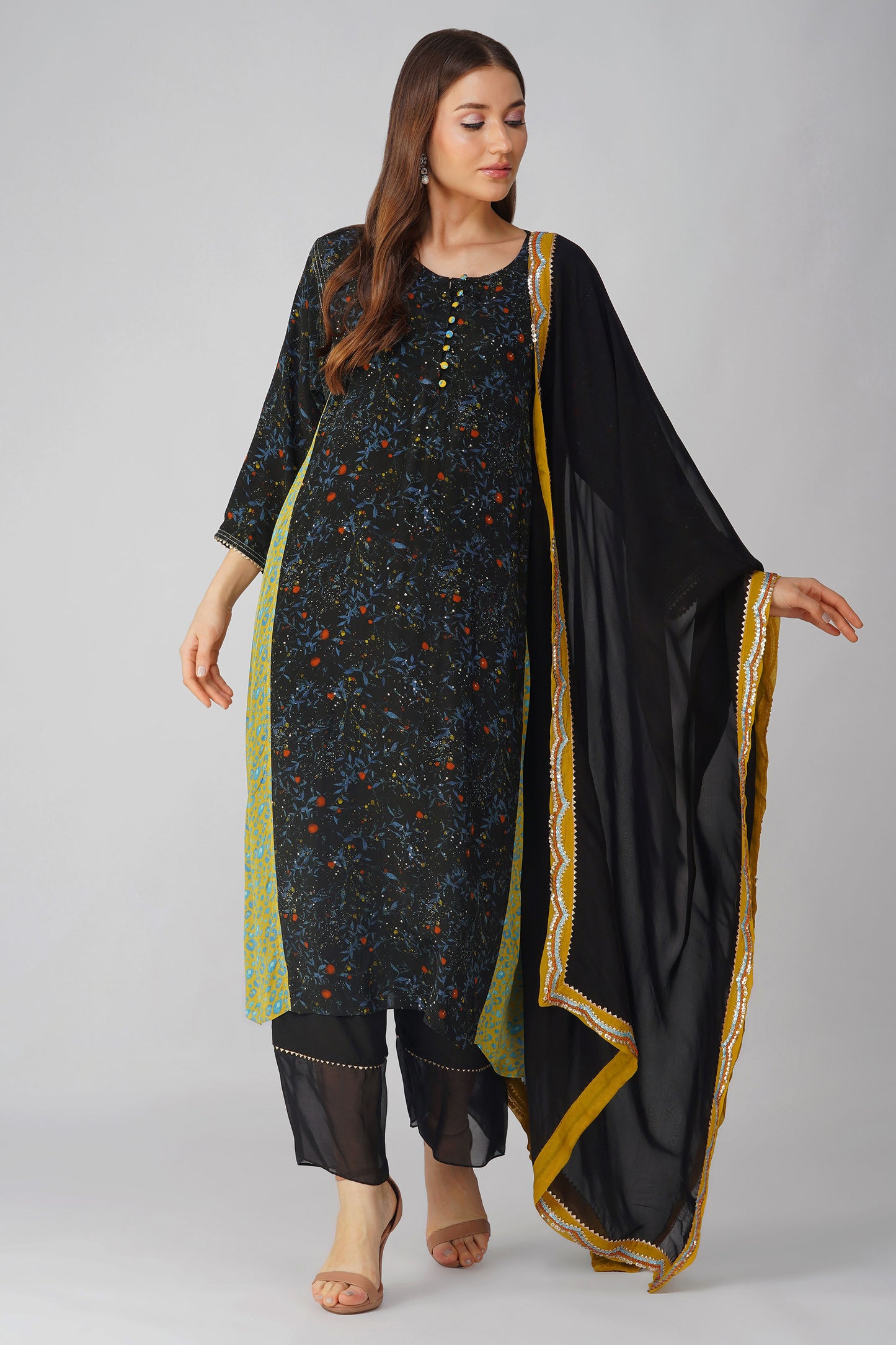 Black Small Leaf Print Panelled Kurta Set