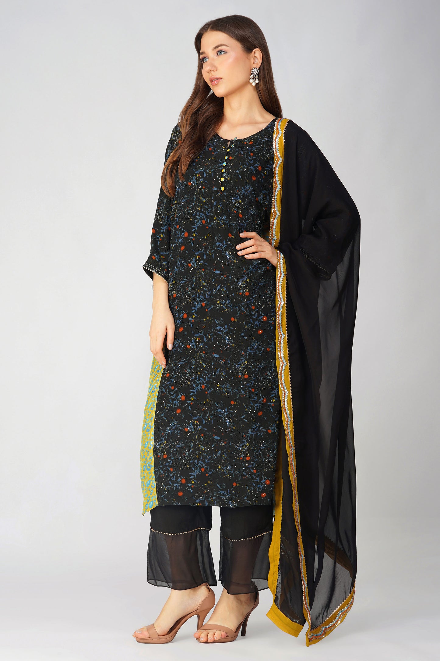 Black Small Leaf Print Panelled Kurta Set