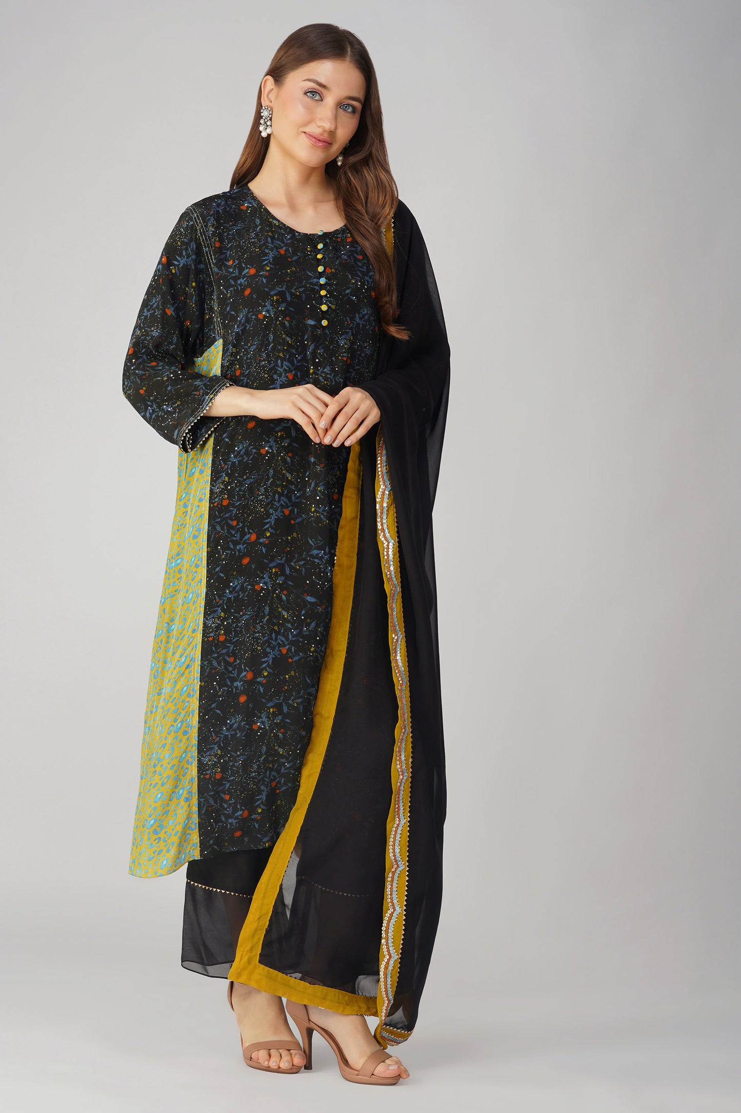 Black Small Leaf Print Panelled Kurta Set