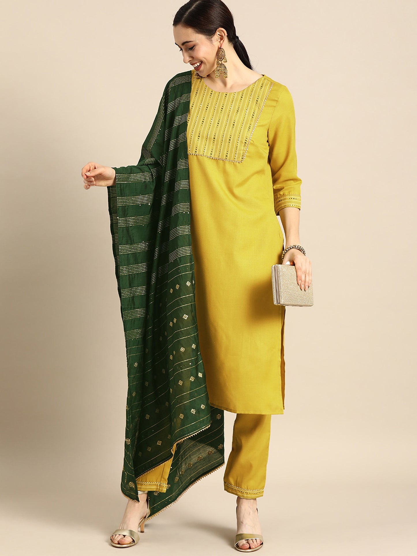 Light Women Green Printed Viscose Rayon Kurta, Pant And Dupatta Set