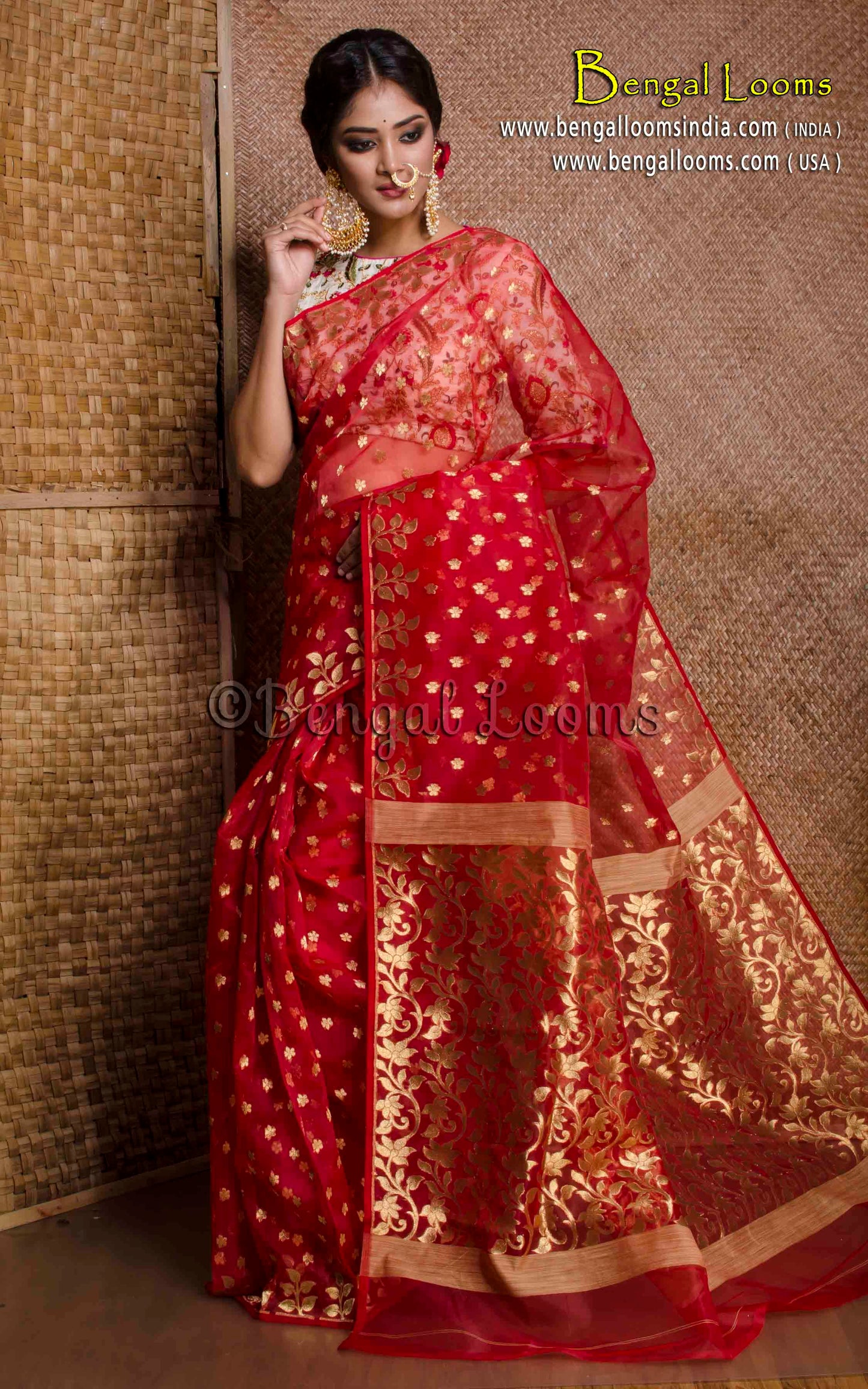 Belpata Nakshi Muslin Jamdani Saree in Red and Gold