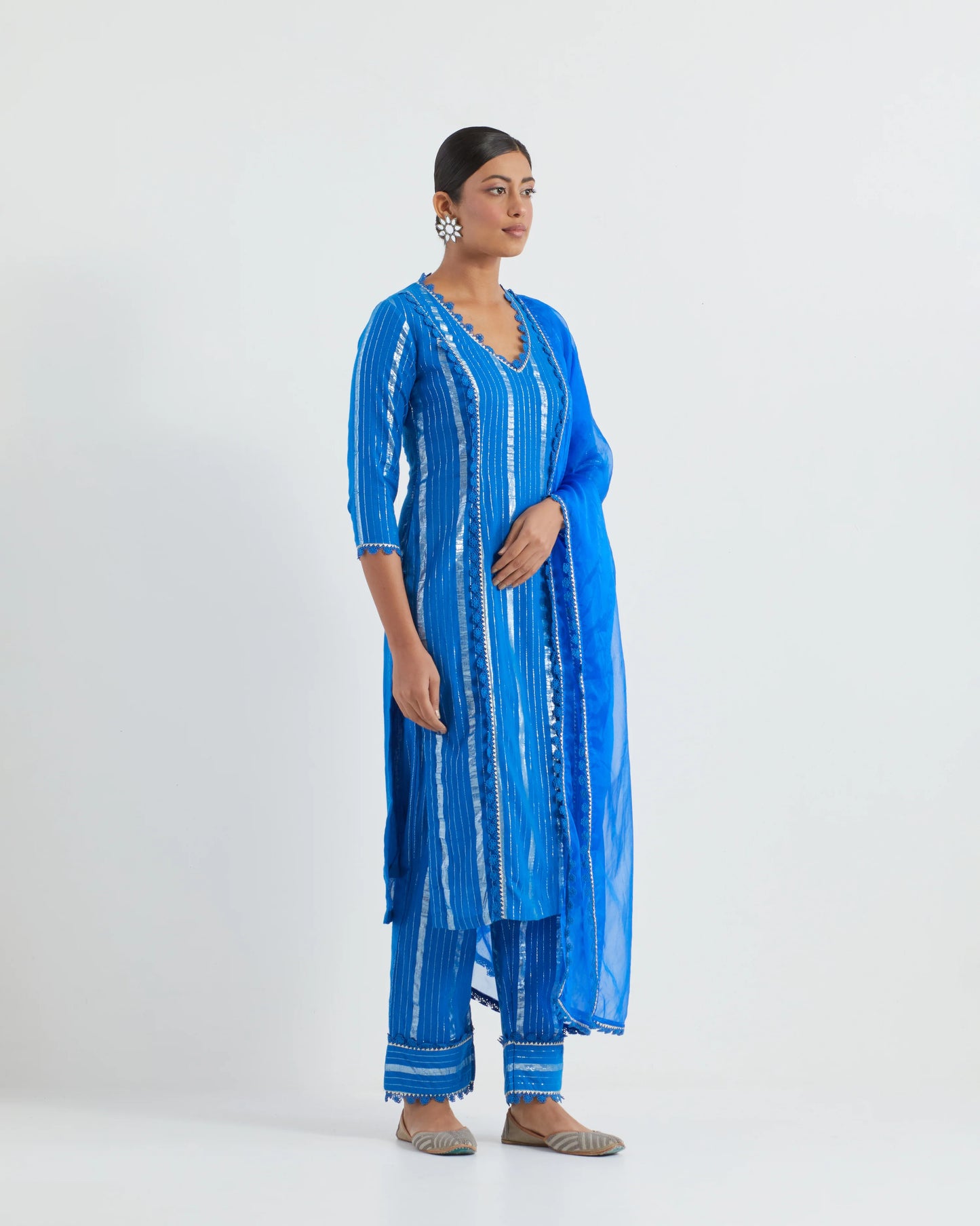 Neelima Jhilmil kurta set