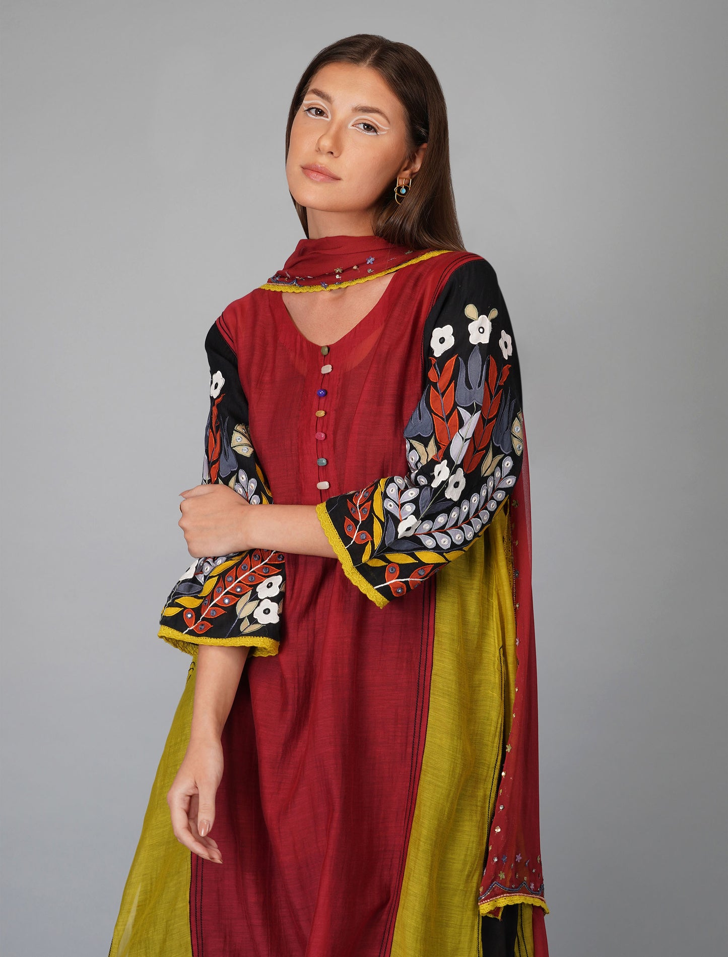 Applique Sleeves Panelled Kurta Set