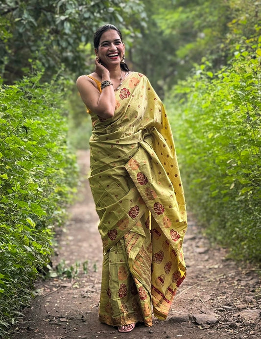 Devi Ishaani Green Handloom Mekhela Chador saree