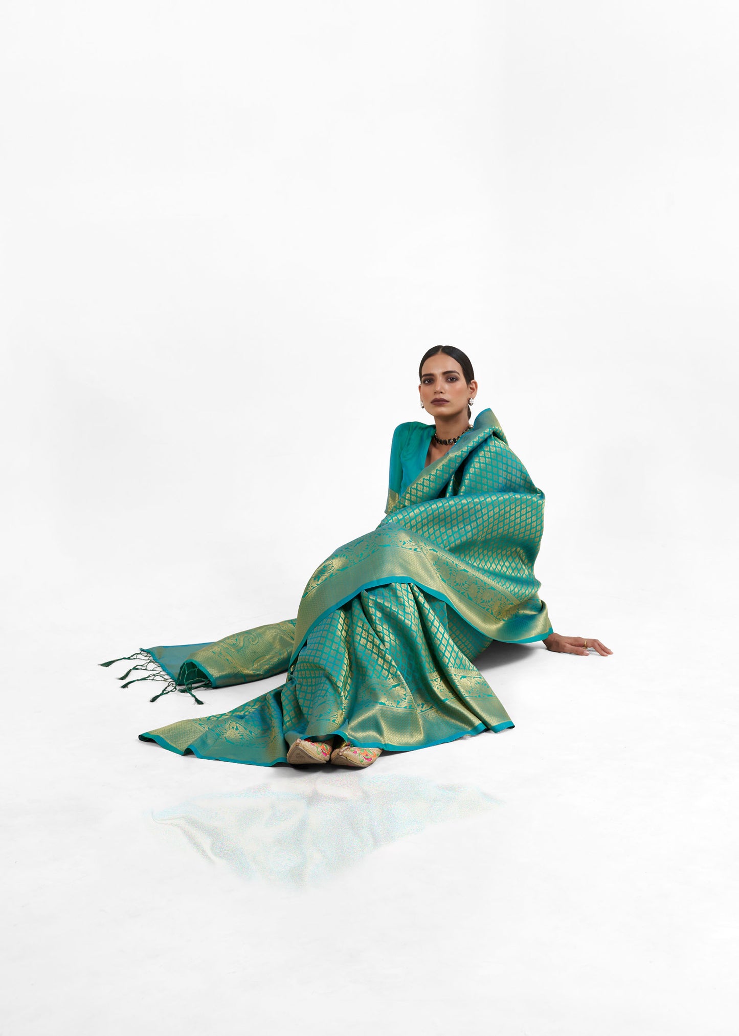 Green Kandini Silk Handloom Saree