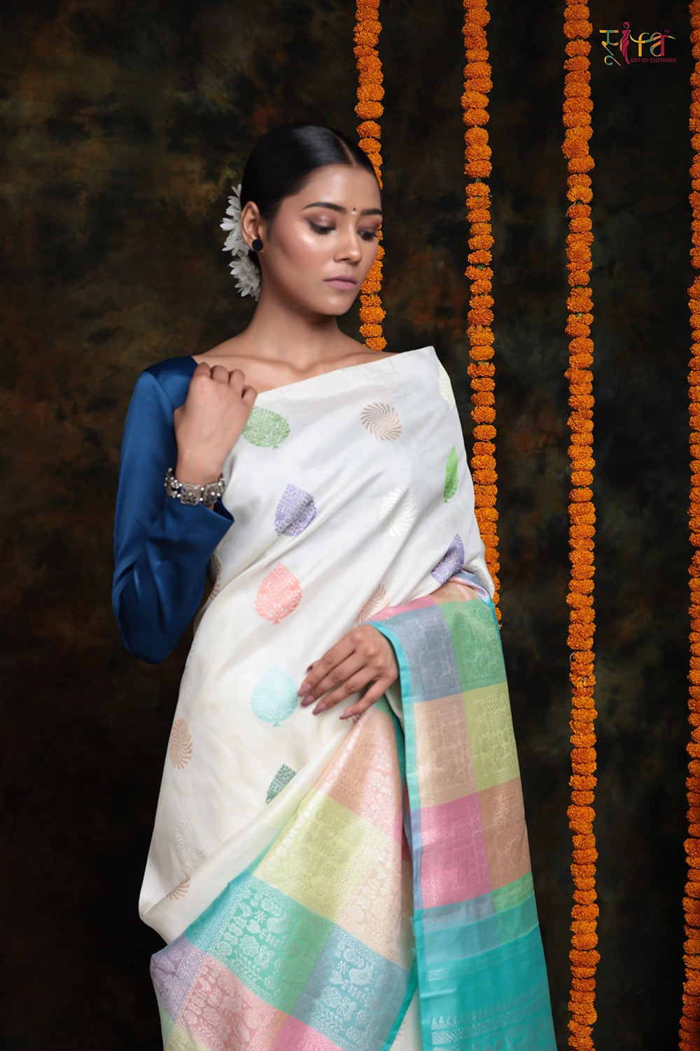 Handloom Ivory Pastel Multi Colour Kanchipattu Saree With Silver Zari