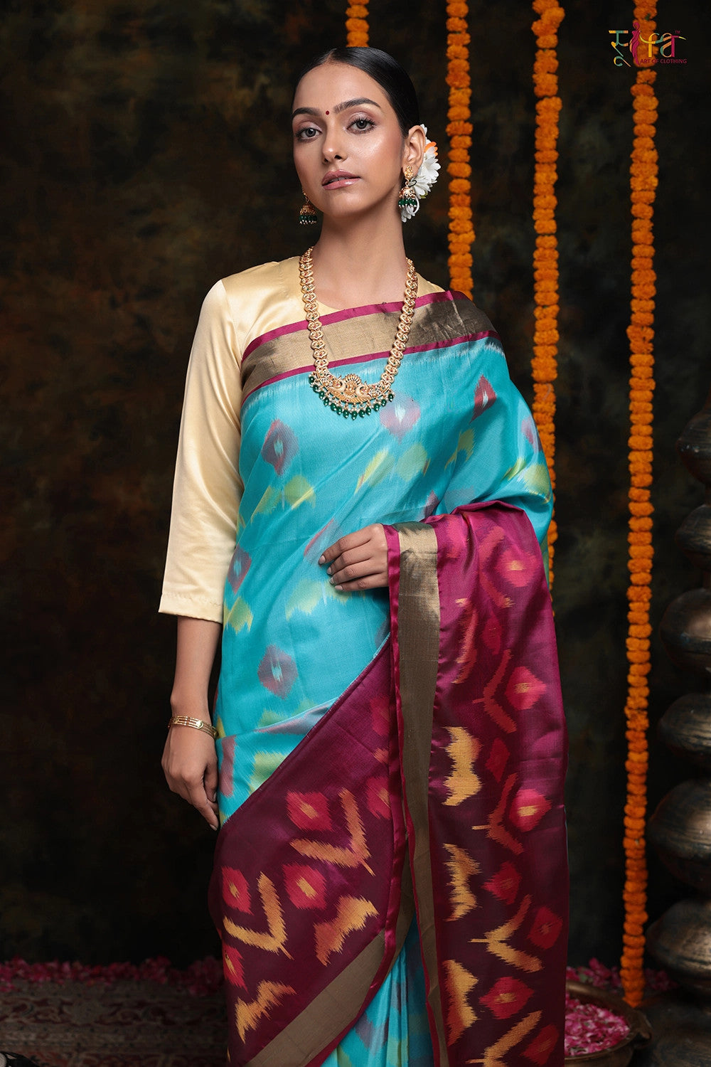 Handloom Blue And Wine Pure Mulberry Pochamaplly Silk Saree With Zari Border