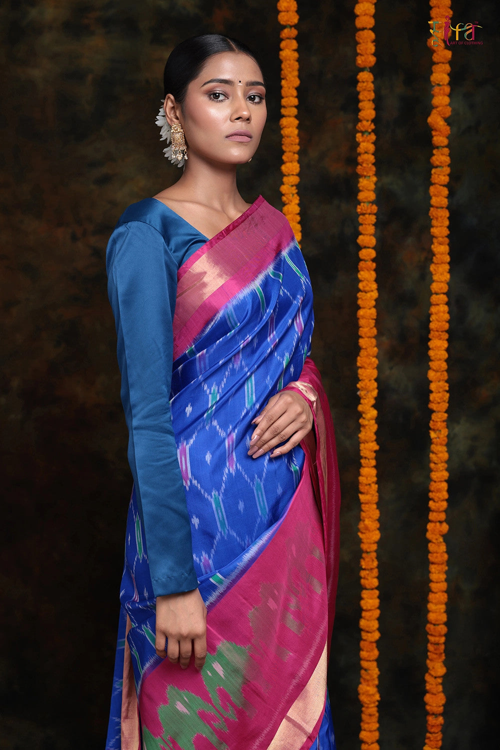 Handloom Blue And Pink Pure Mulberry Silk Pochampally Saree With Zari Border