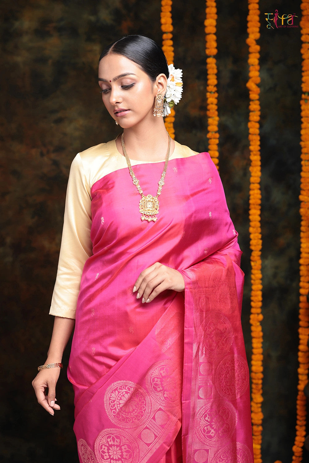 Handloom Hot Pink Pure Silk Saree With Gold Zari