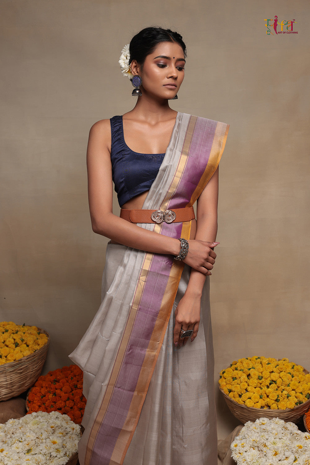 Handloom Silver Grey Pure Silk Kanchi Contemporary Saree