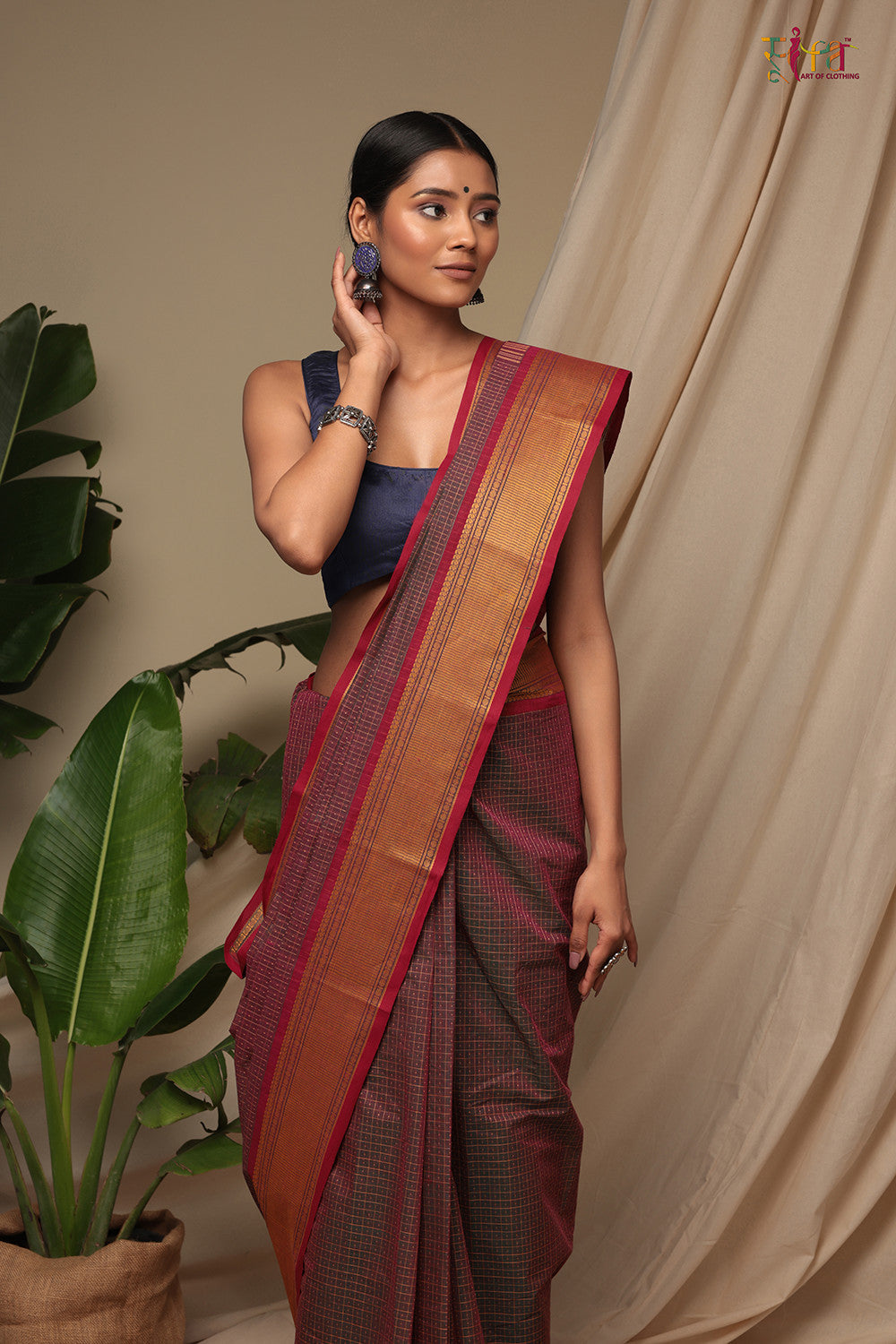 Handloom Wine Pure Cotton Saree With Gold Zari Border & Pallu