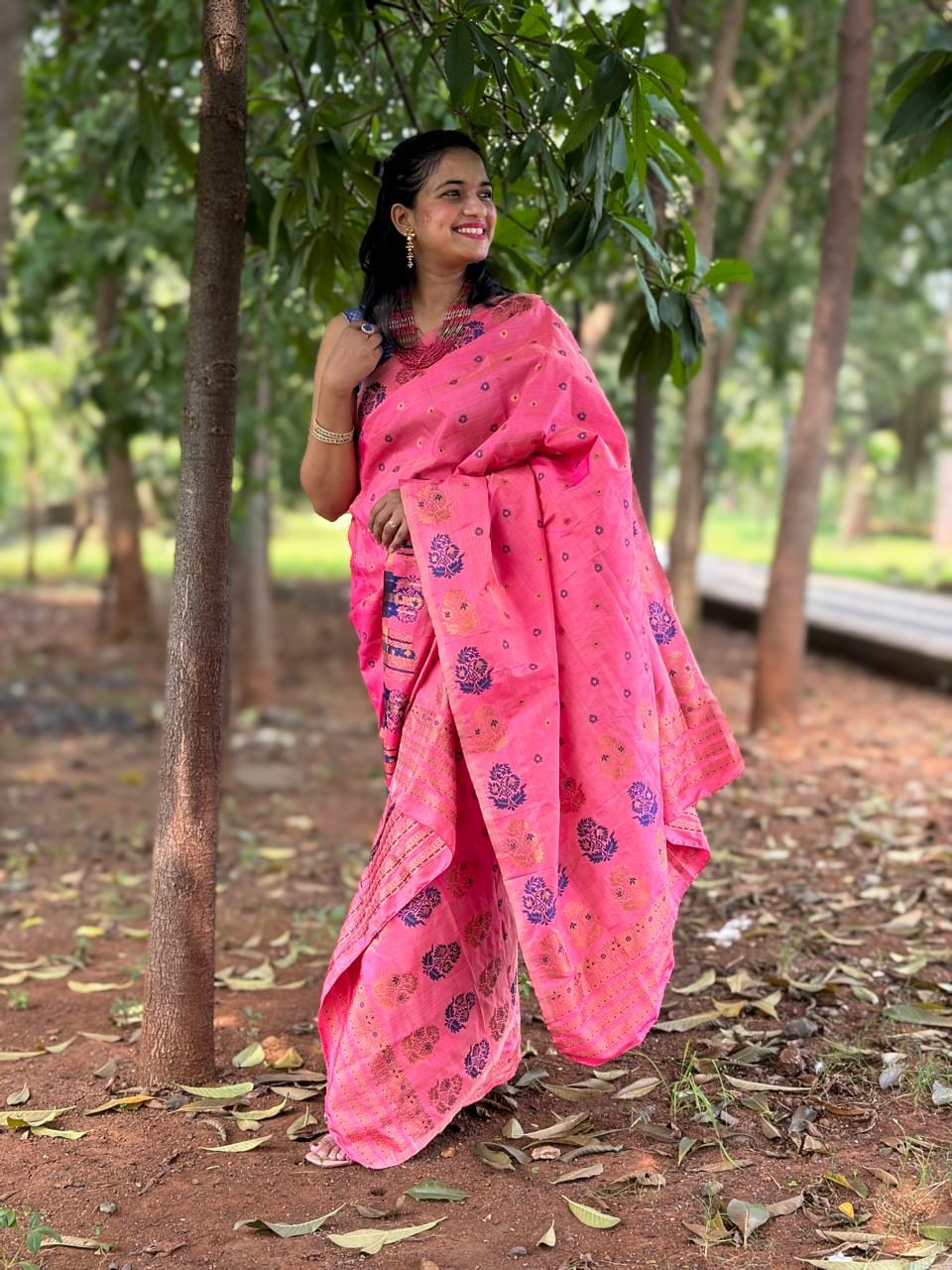 Devi Ridhima Pink Handloom Mekhela Chador saree