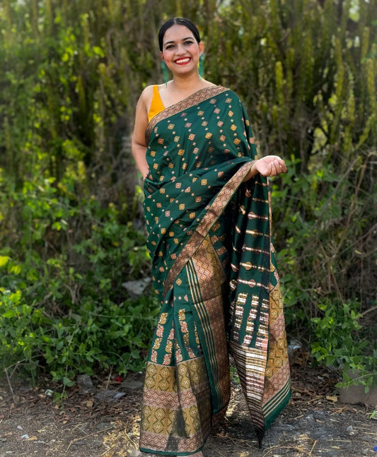 Meenakshi Mekhela Chador