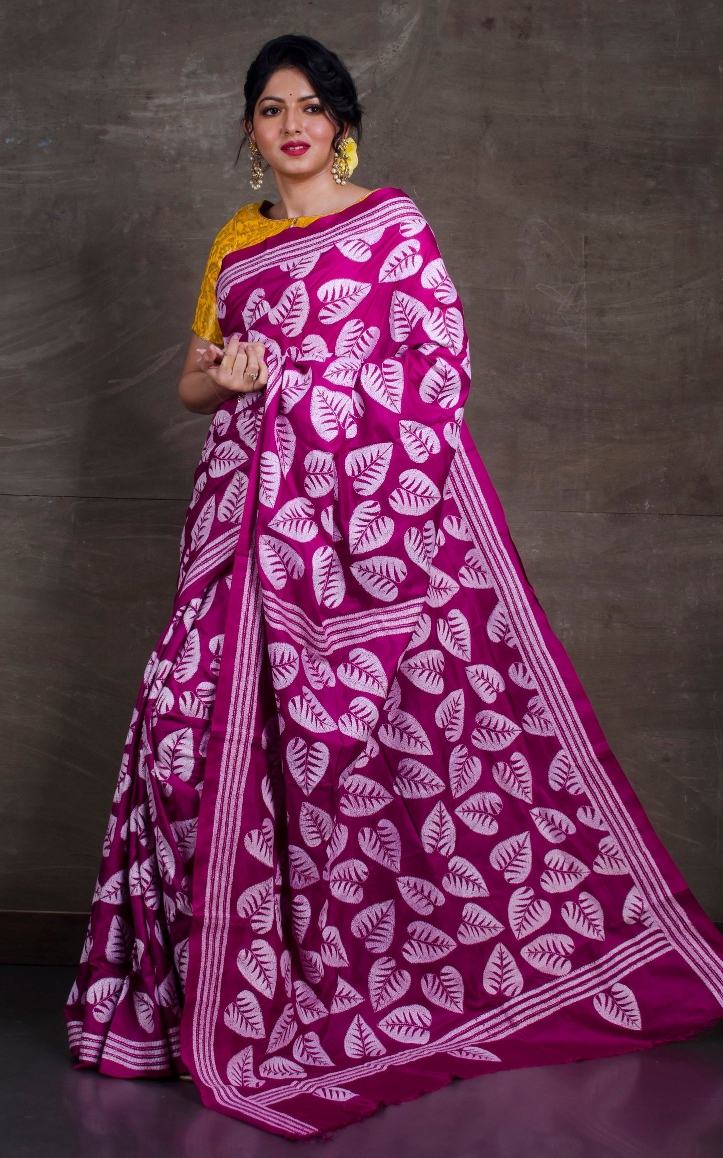 Pure Silk Hand Embroidery Kantha Stitch Saree in Magenta and White Thread Work