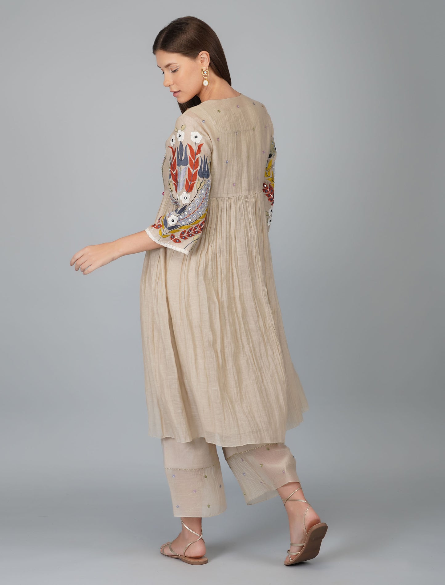 Applique Sleeves Layered Kurta Set