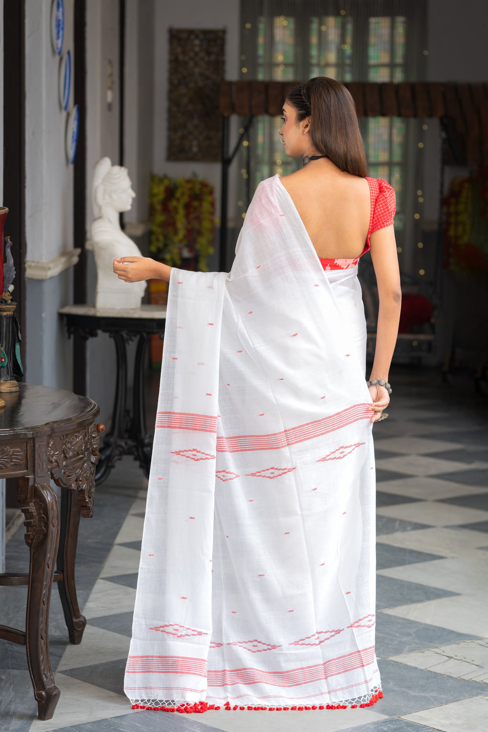 Handloom Red & White Mul Cotton Saree