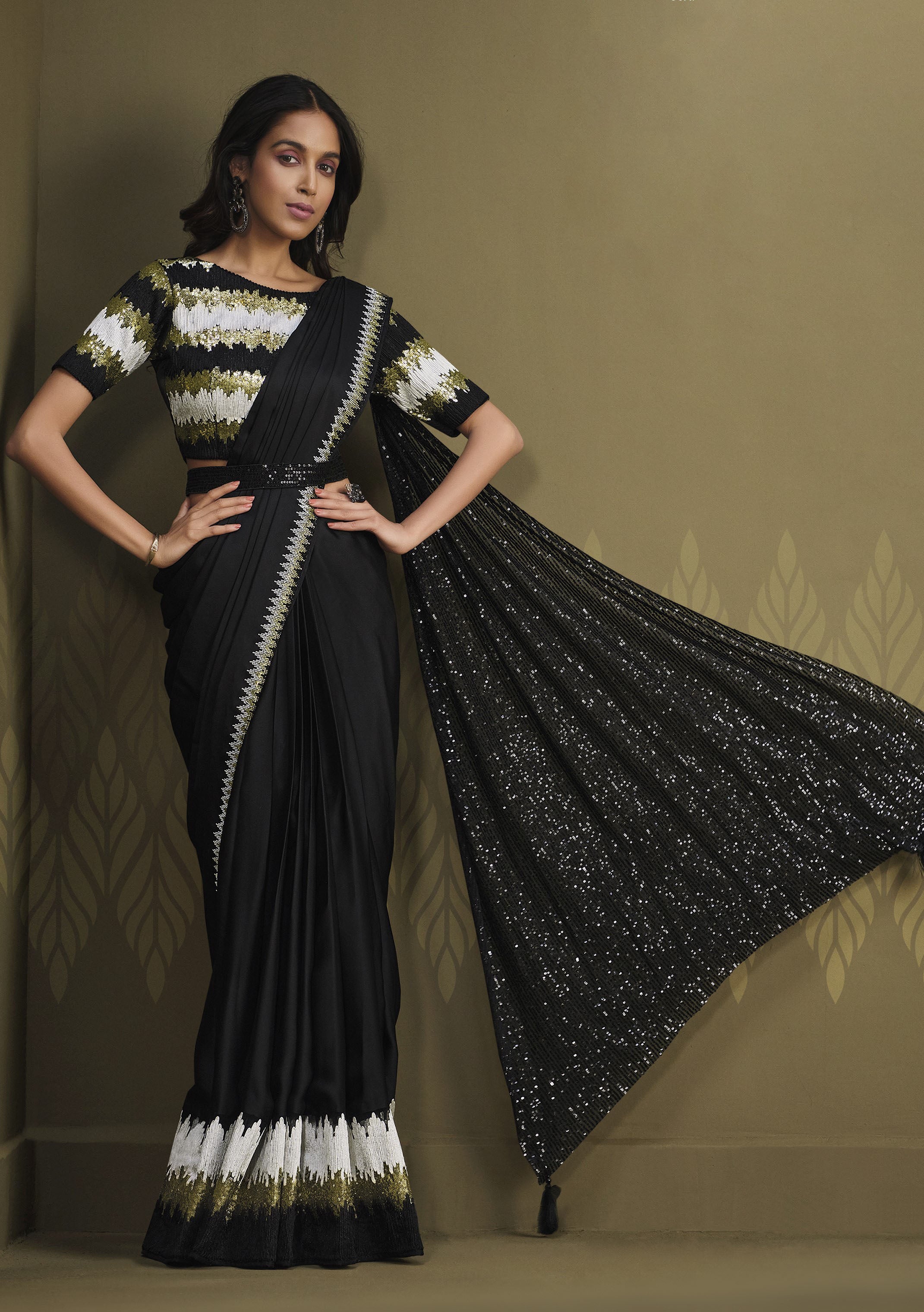 Black partywear georgette saree – Priyaz Gallery