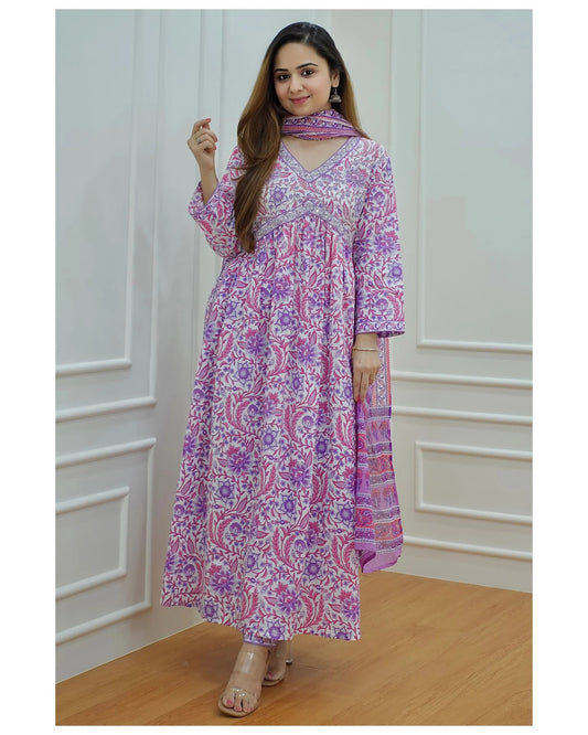 Chanda Women Pink Printed Pure Cotton Kurta And Pant Set