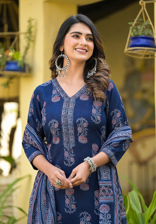 Women Blue Printed Viscose Rayon Kurta, Pant And Dupatta Set