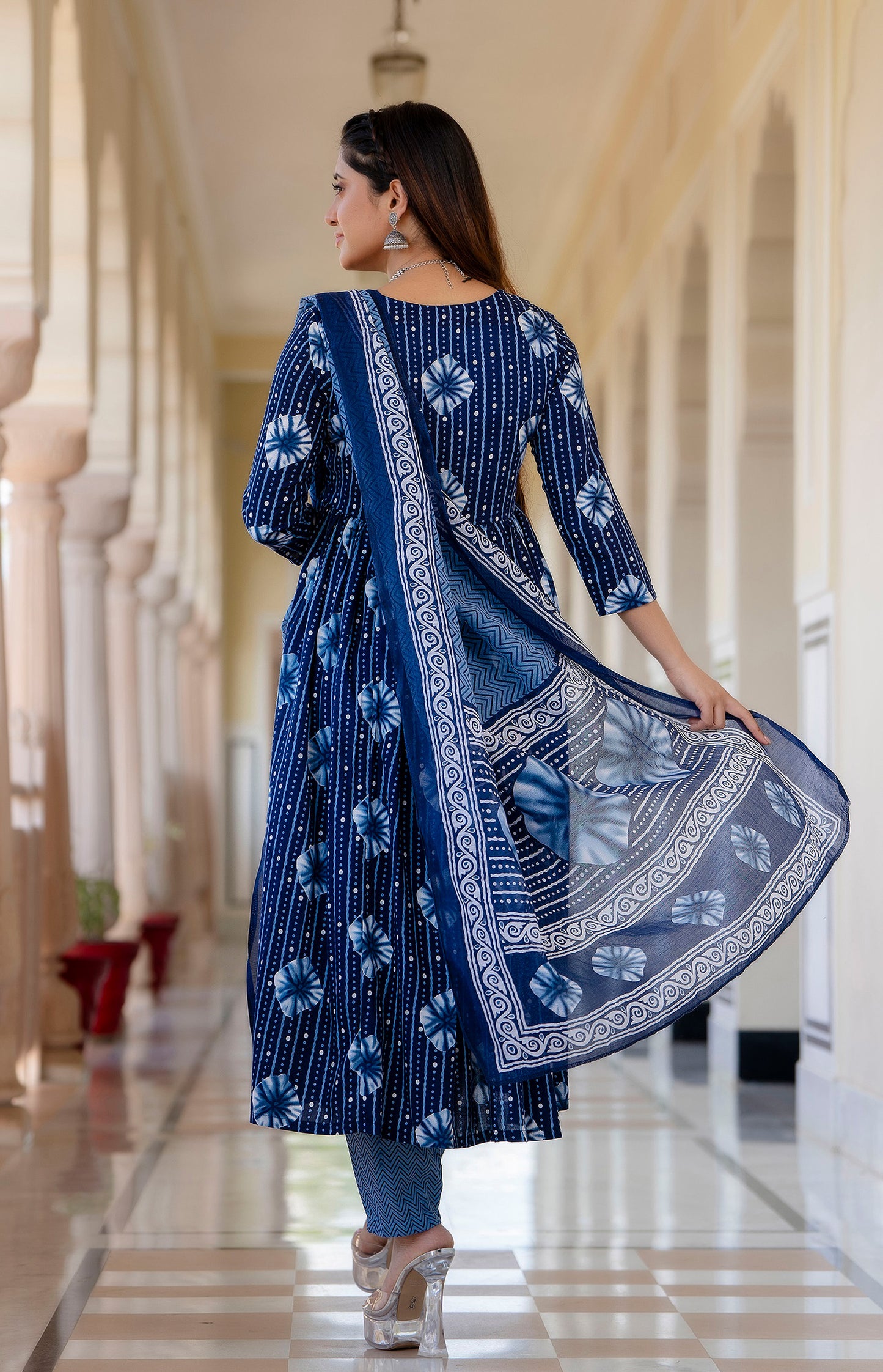 Mohini Women Blue Printed Viscose Rayon Kurta, Pant And Dupatta Set