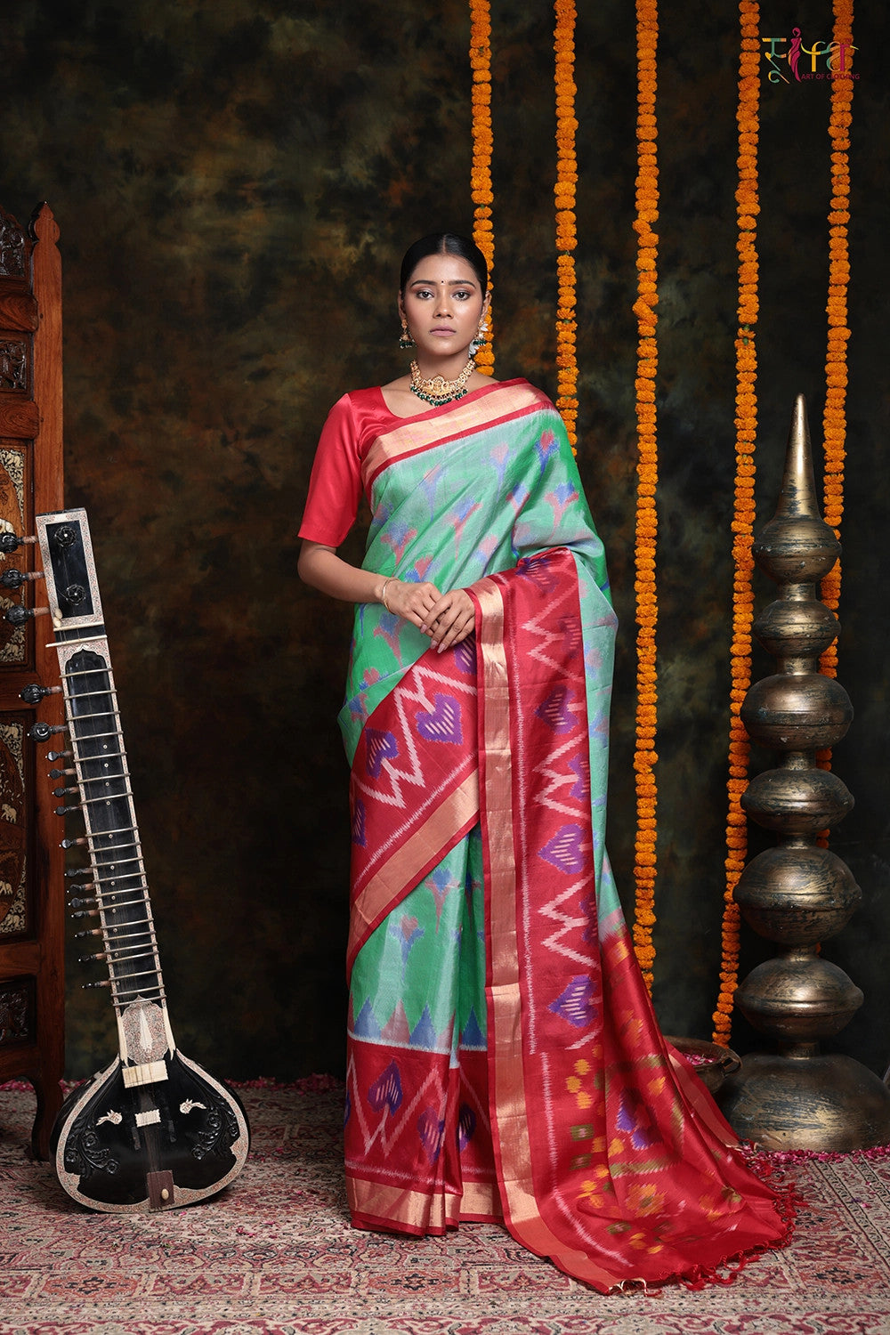 Handloom Sea Green And Imperial Red Pure Mulberry Silk Pochampally Saree With Zari Border