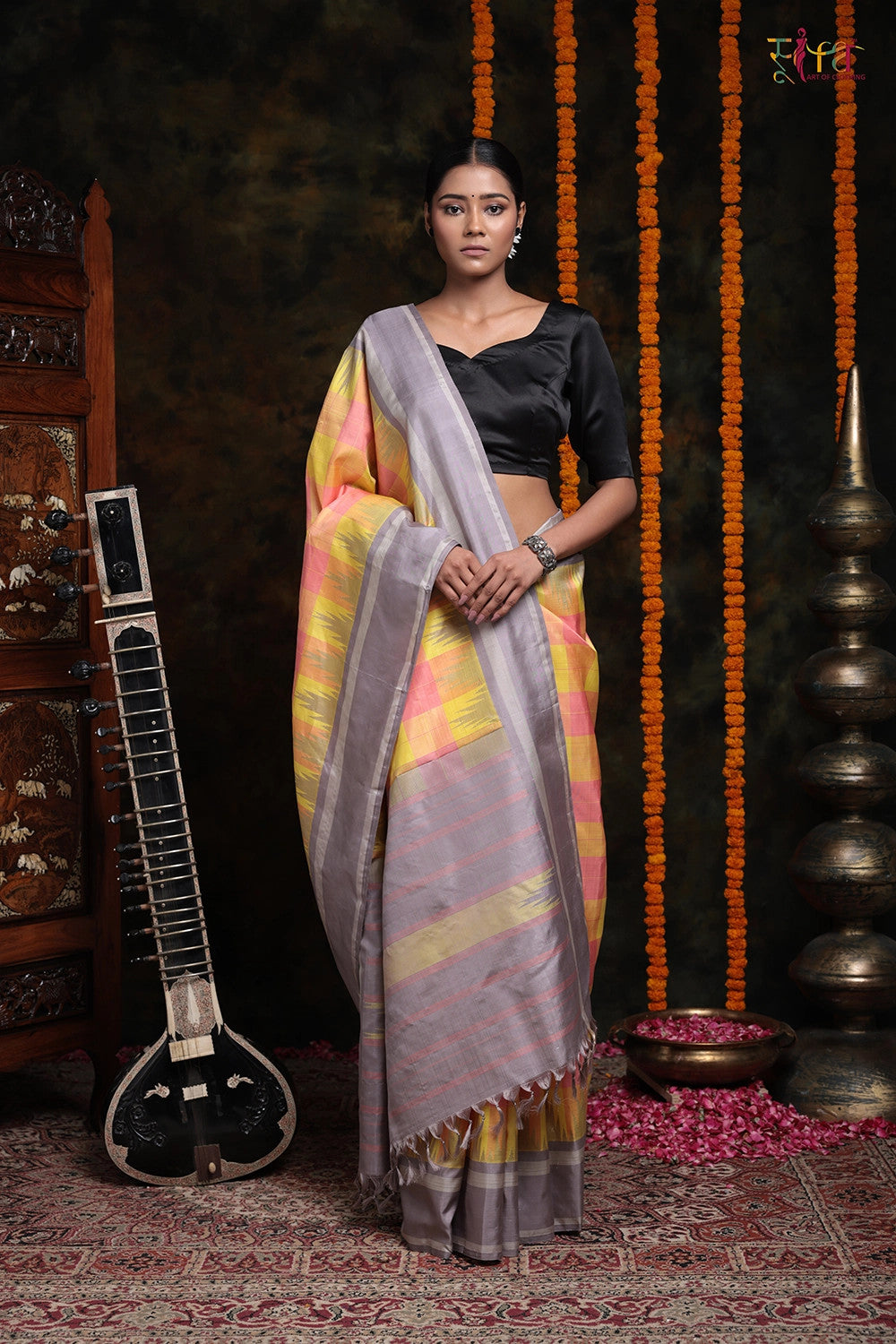 Handloom Peach & Lemon Check Design Saree With Grey Border