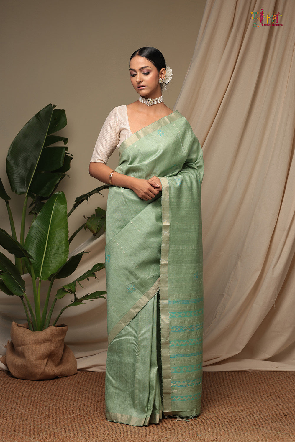 Handloom Pistachio Green Pure Tussar Silk Kanchi Saree with Zari Border