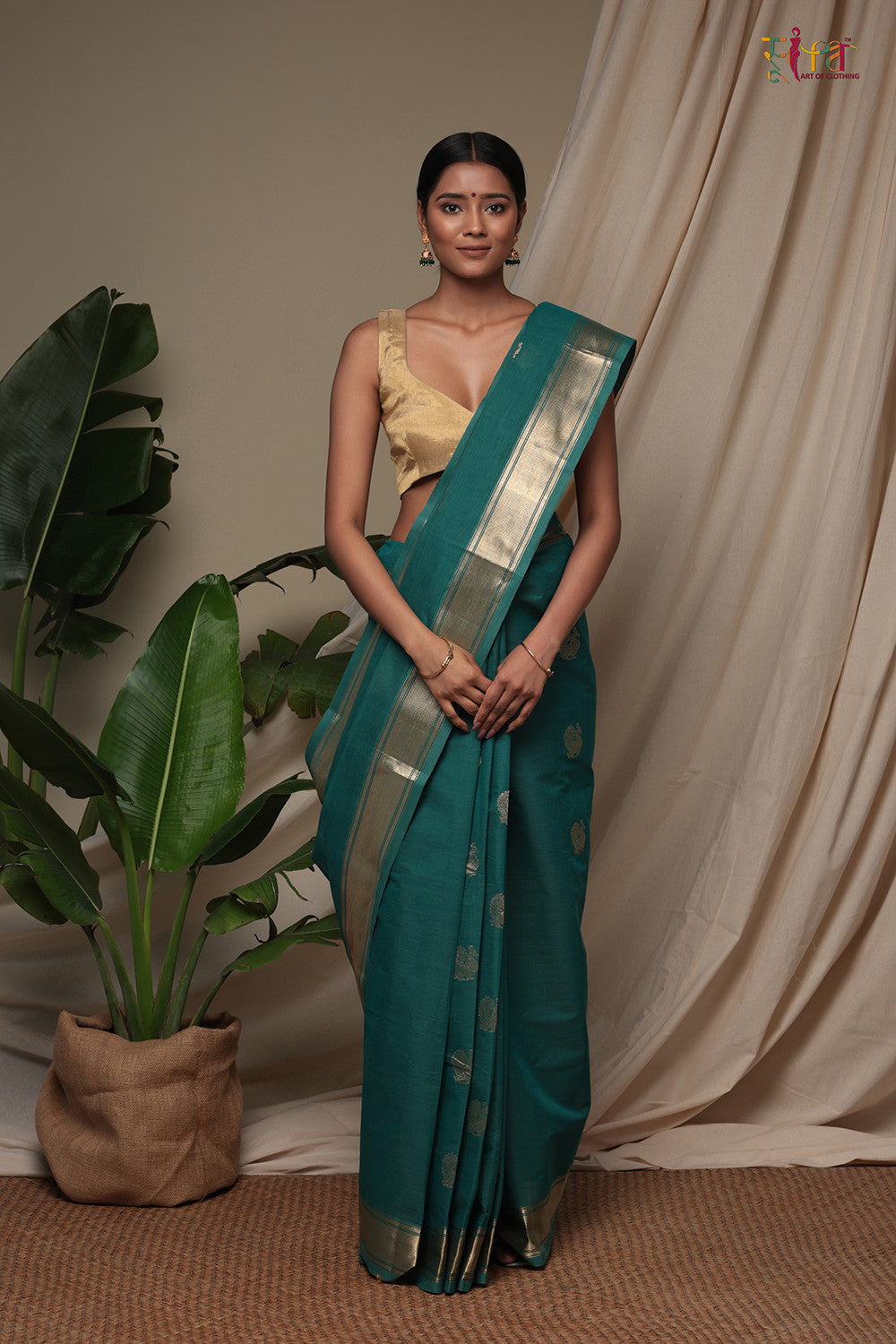 Handloom Jade Green Pure Cotton Kanchi Saree With Zari Border And Motifs