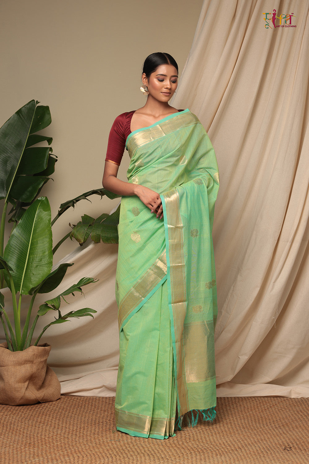 Handloom Pastel Green Pure Cotton Kanchi Saree With Zari Border And Motifs