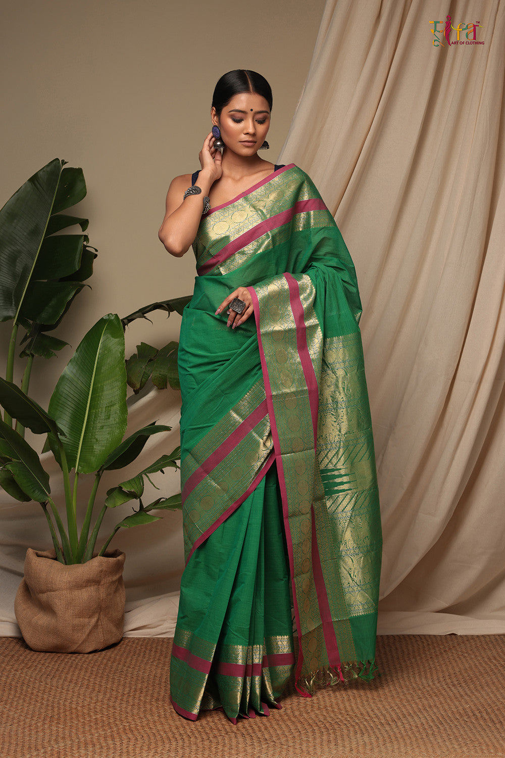 Handloom Forest Green Kanchi Cotton Saree With Exquisite Gold Zari Border & Pallu