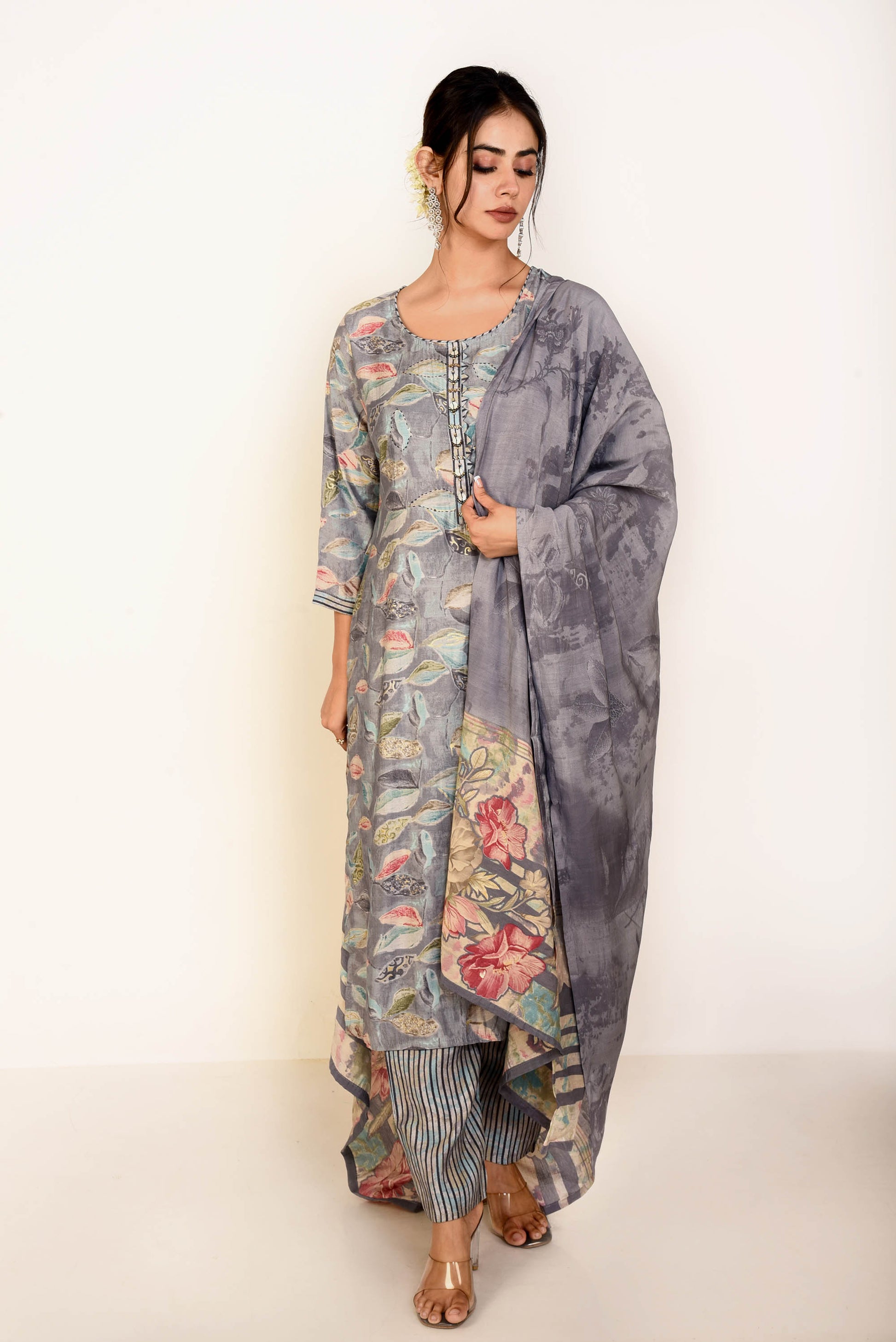 Light Grey Muslin Simmer Printed Straight Fit kurta