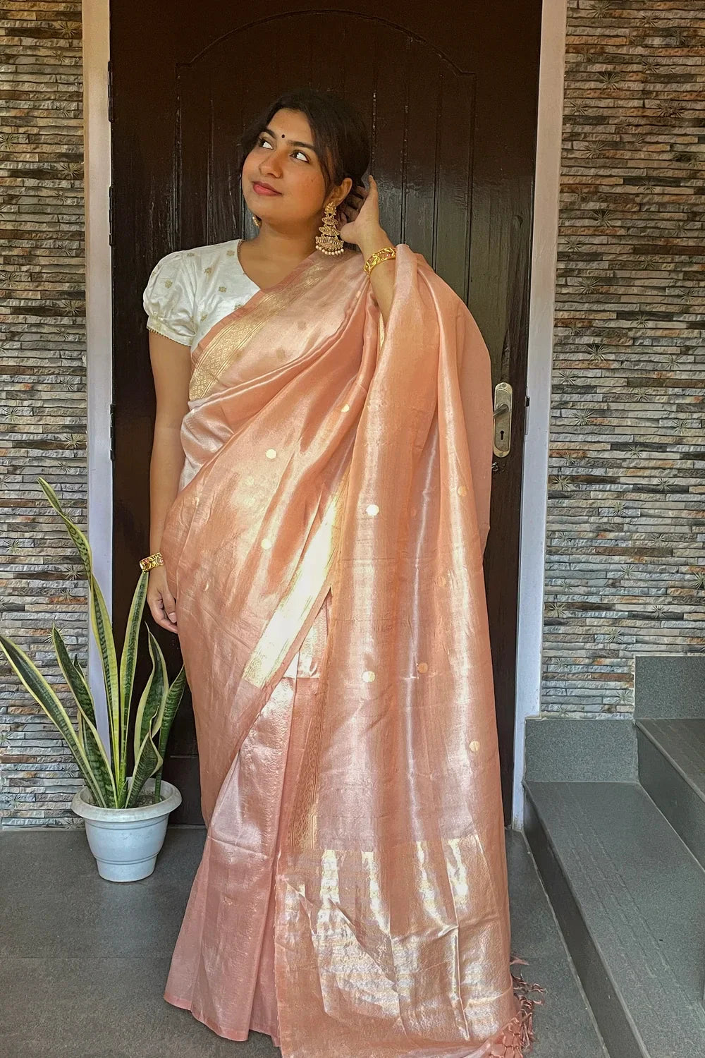 Handloom Pastel Peach Pure Silk Banarsi Saree